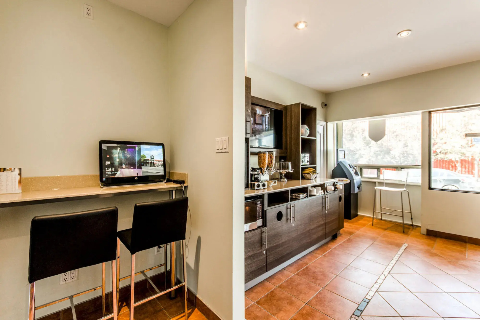 Olux Hotel Motel & Suites