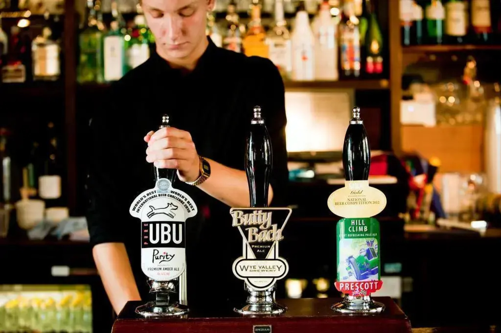 Noel Arms Hotel