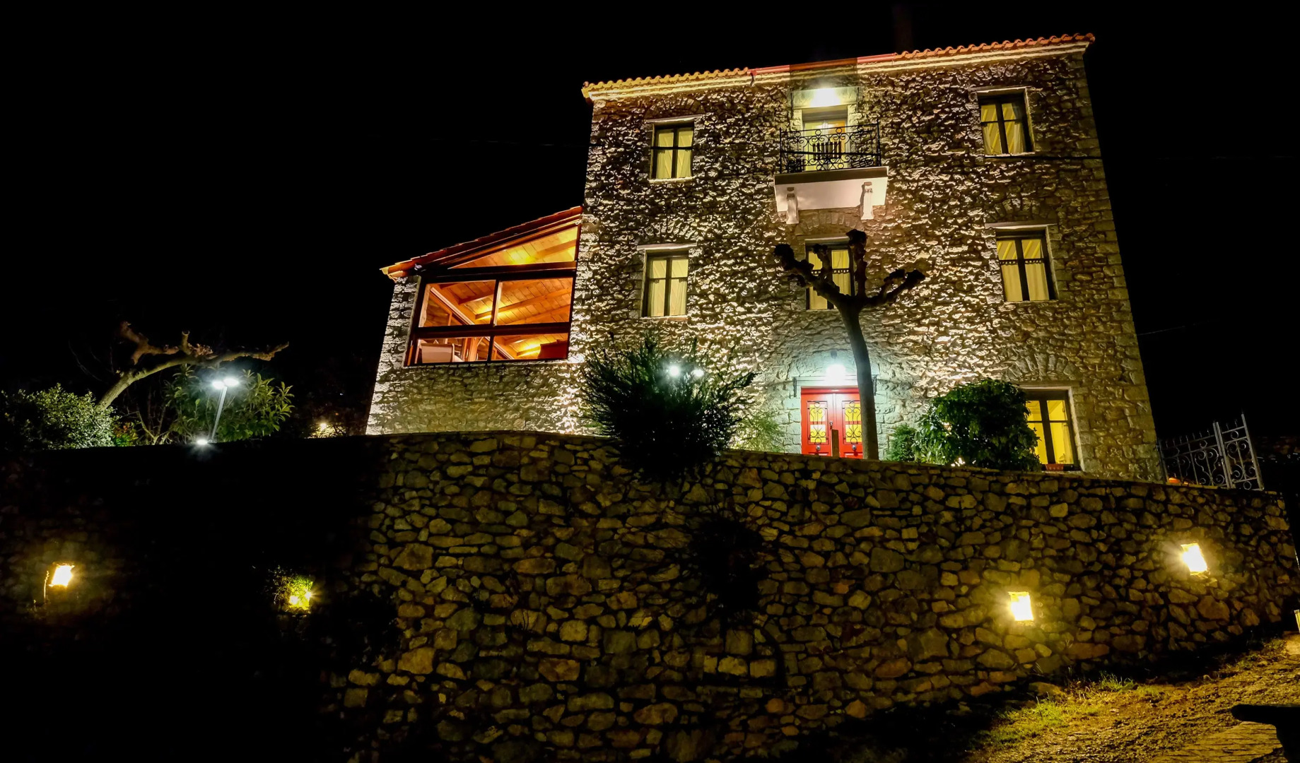 Kiriaki Guesthouse & Suites