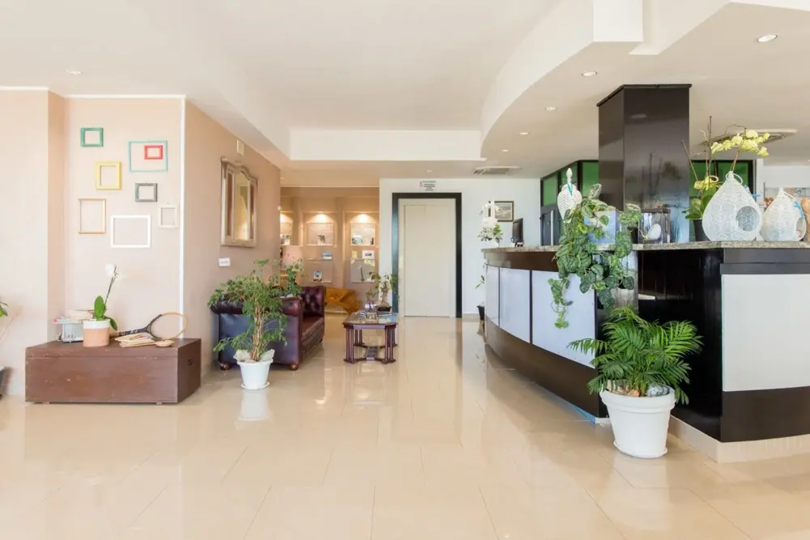 Majestic Luxury Hotel Spa & Beach