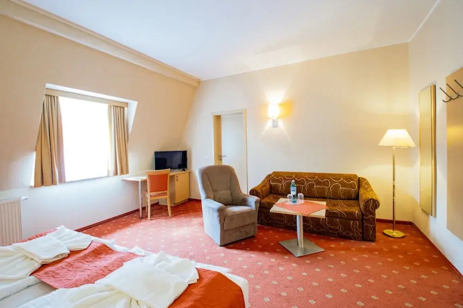 Seehotel Grossraeschen