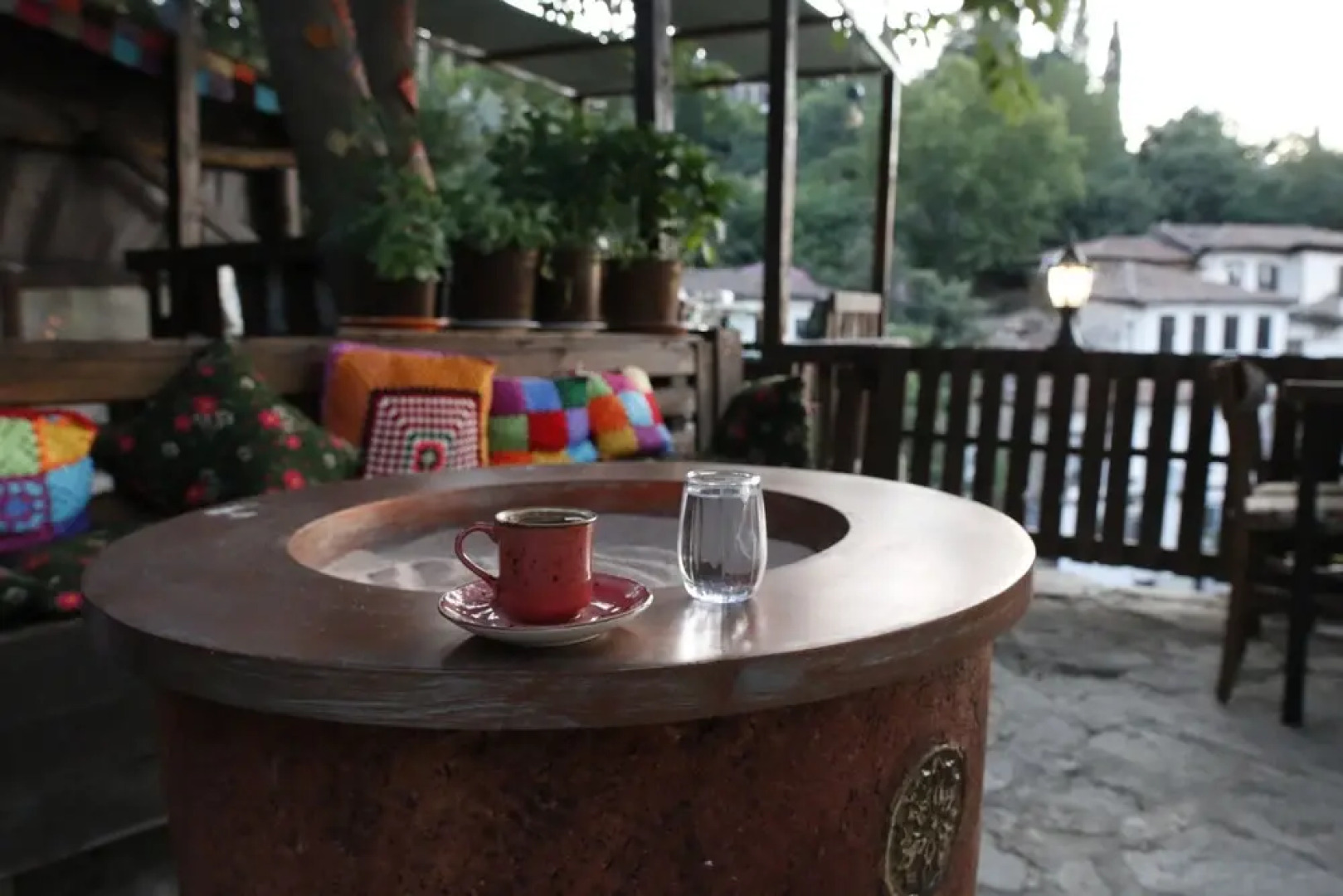 Shiraz Hotel & Restaurant