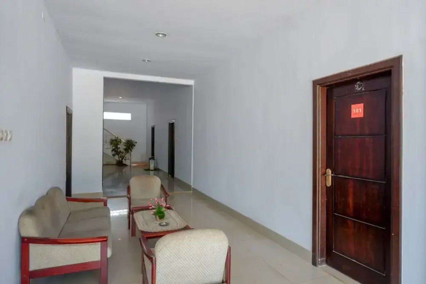 Hotel Viranza by RedDoorz