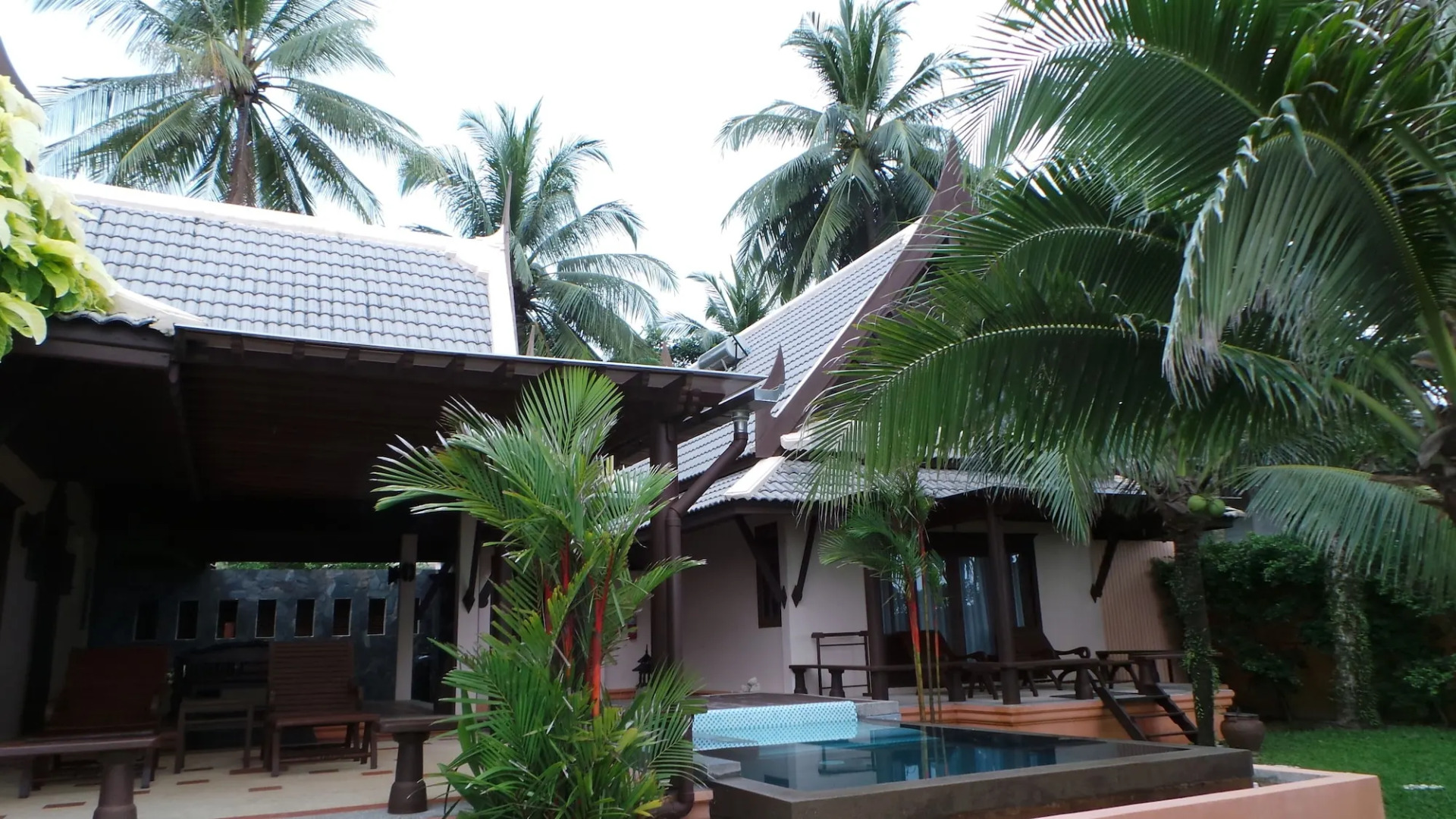 Mukdara Beach Villa & Spa Resort