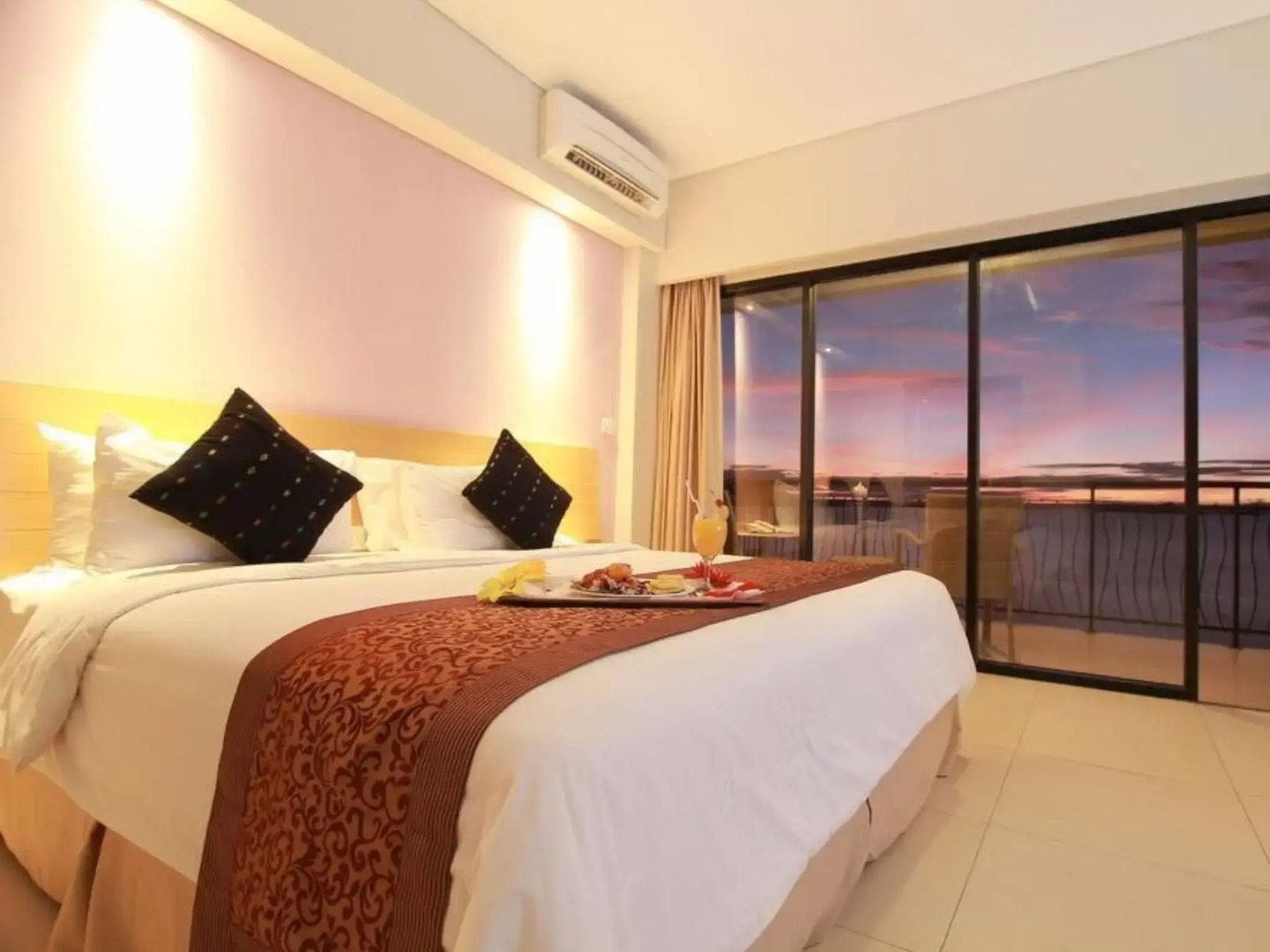 LAPRIMA Hotel Flores