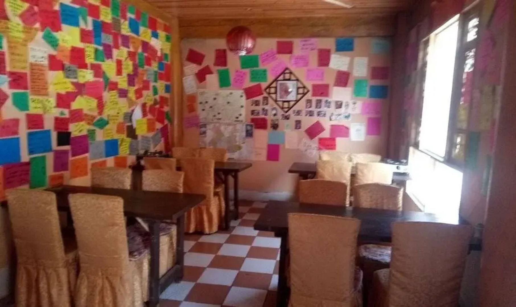 Shangri La Gold Year Youth Hostel