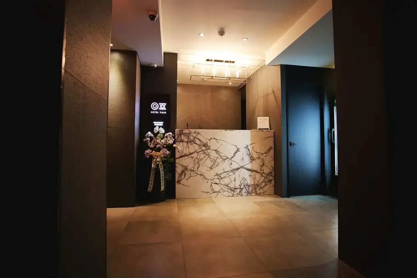 Yaja Gangnam Nonhyeon