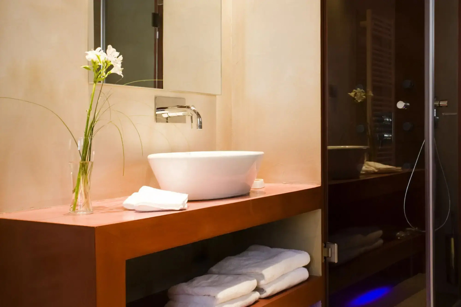 Kipi Suites