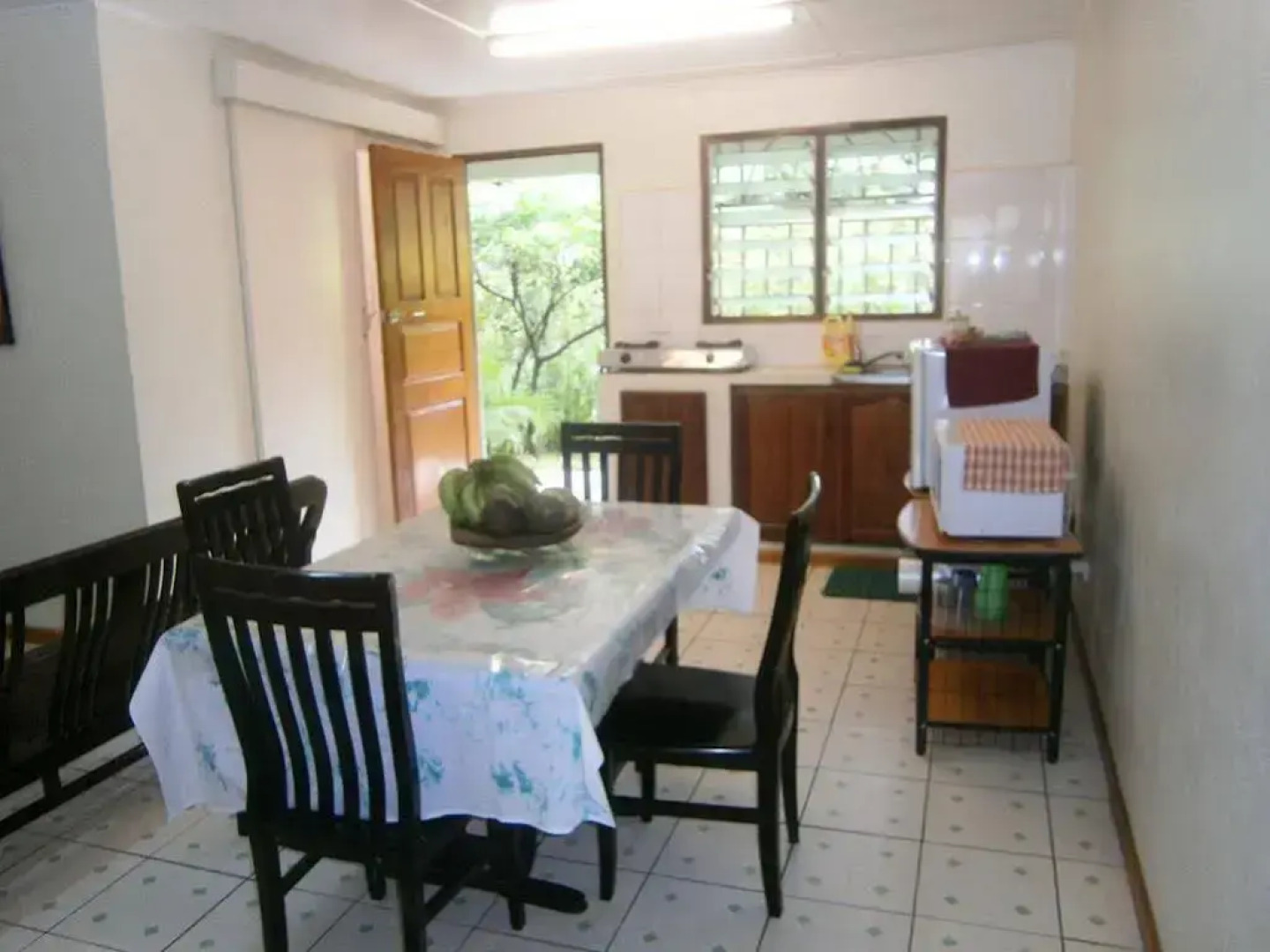 Anabru Pacific Lodge