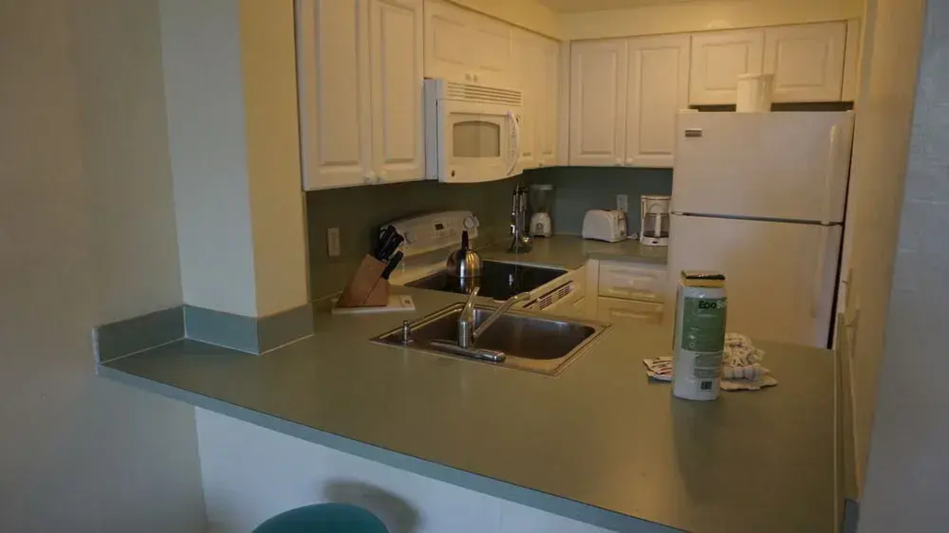 Golden Strand Ocean Villa Resort