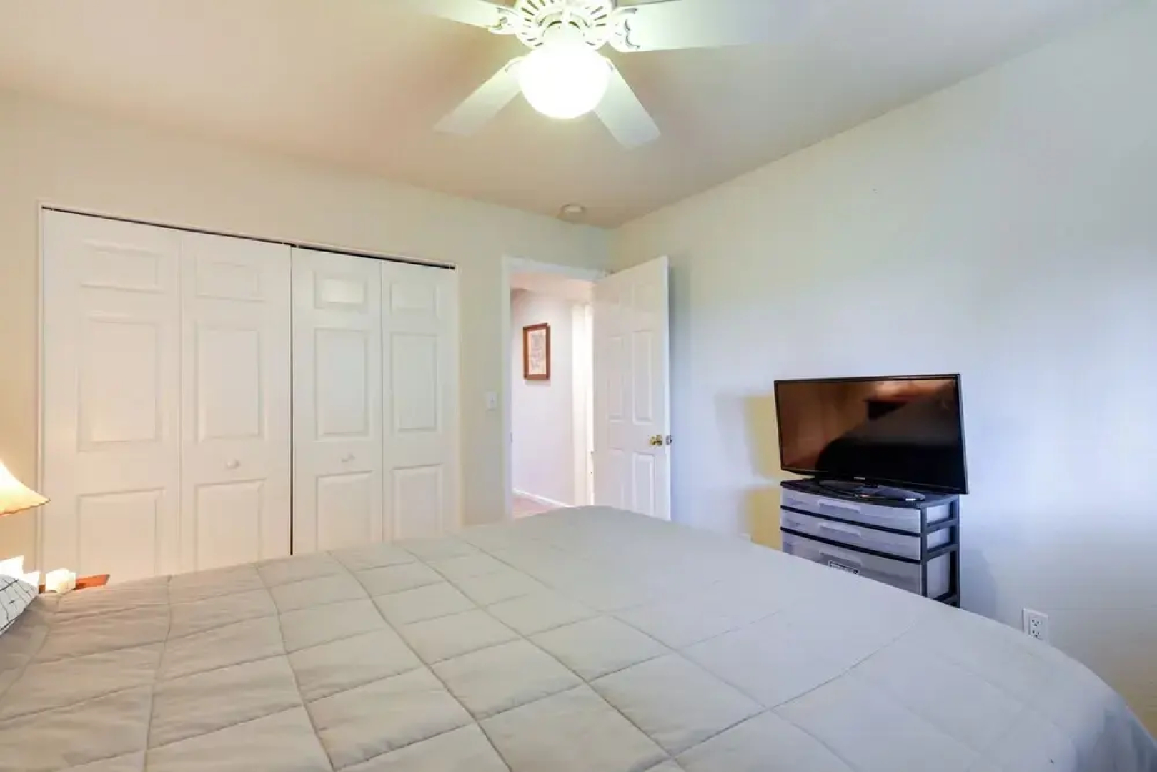 Cozy Mi-wuk Village Cabin w/ Deck!