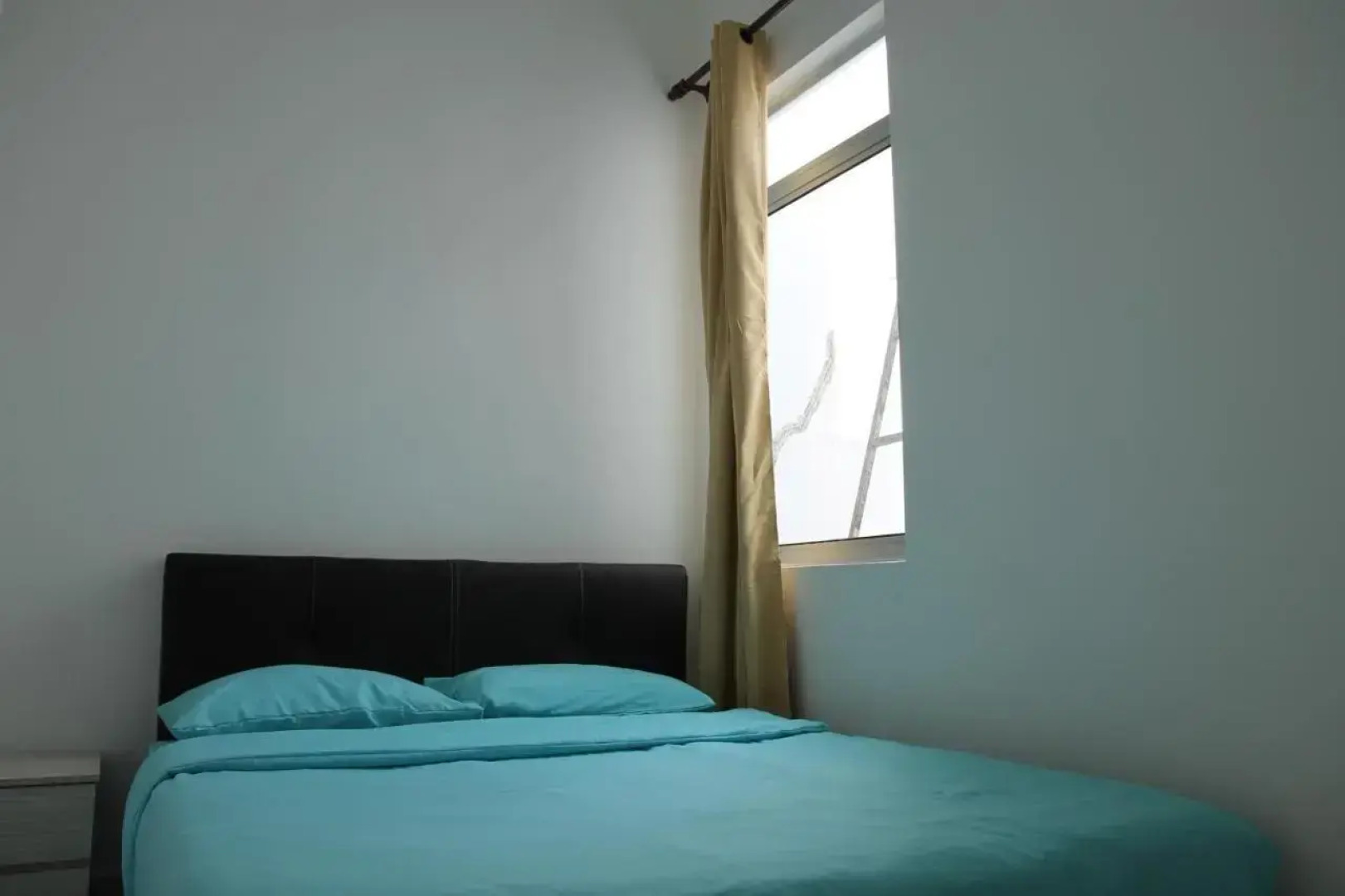 Bricks Terrace House 4R 3BR (Near to Night Market)