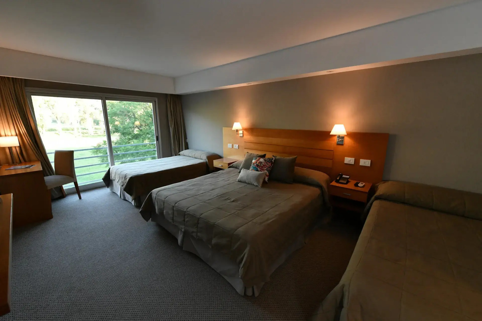 Howard Johnson San Francisco Resort