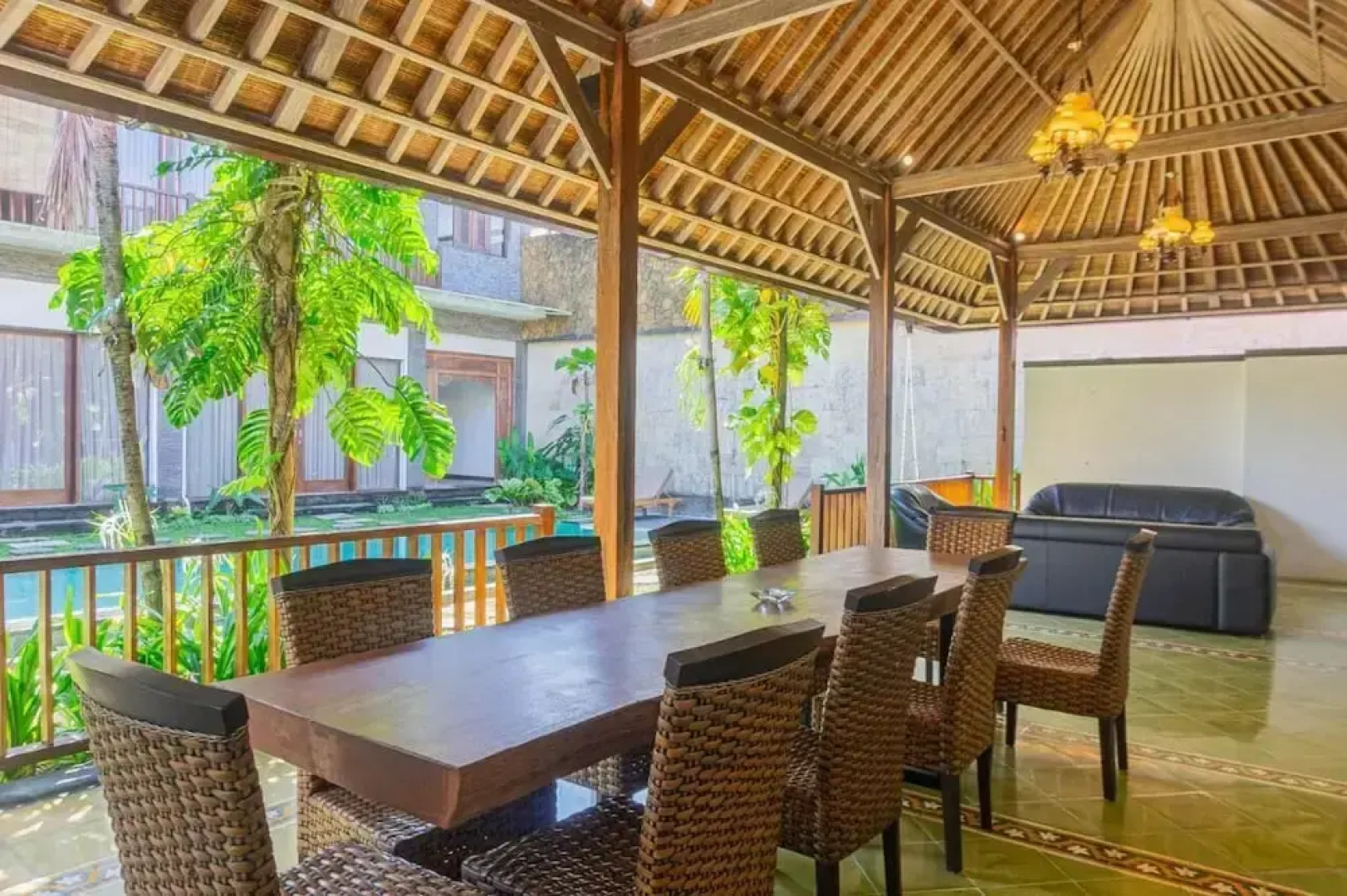 Lavender - Gumicik, Ketewel