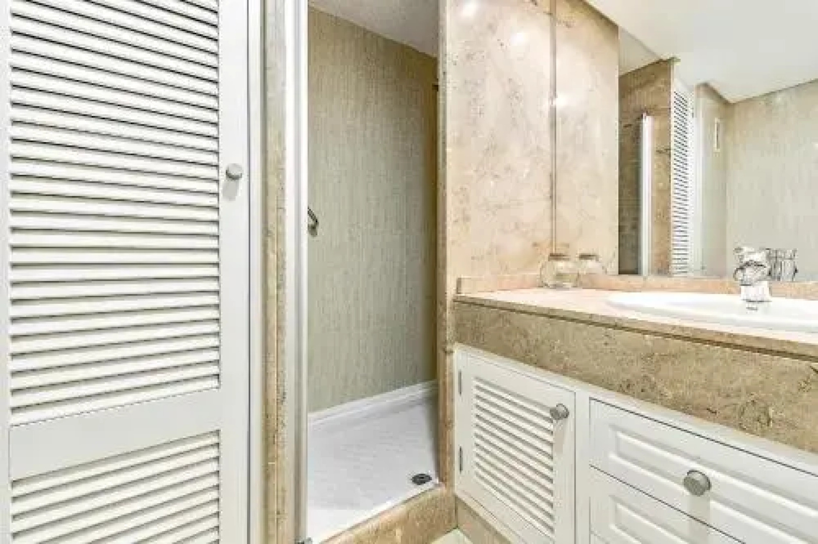 Apartment Sunset Harbour