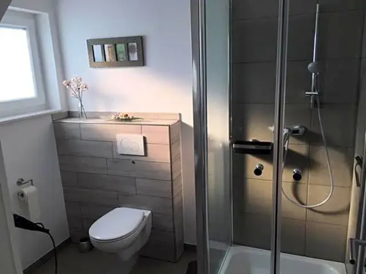 Gäste Und Messezimmer Adelheidsdorf