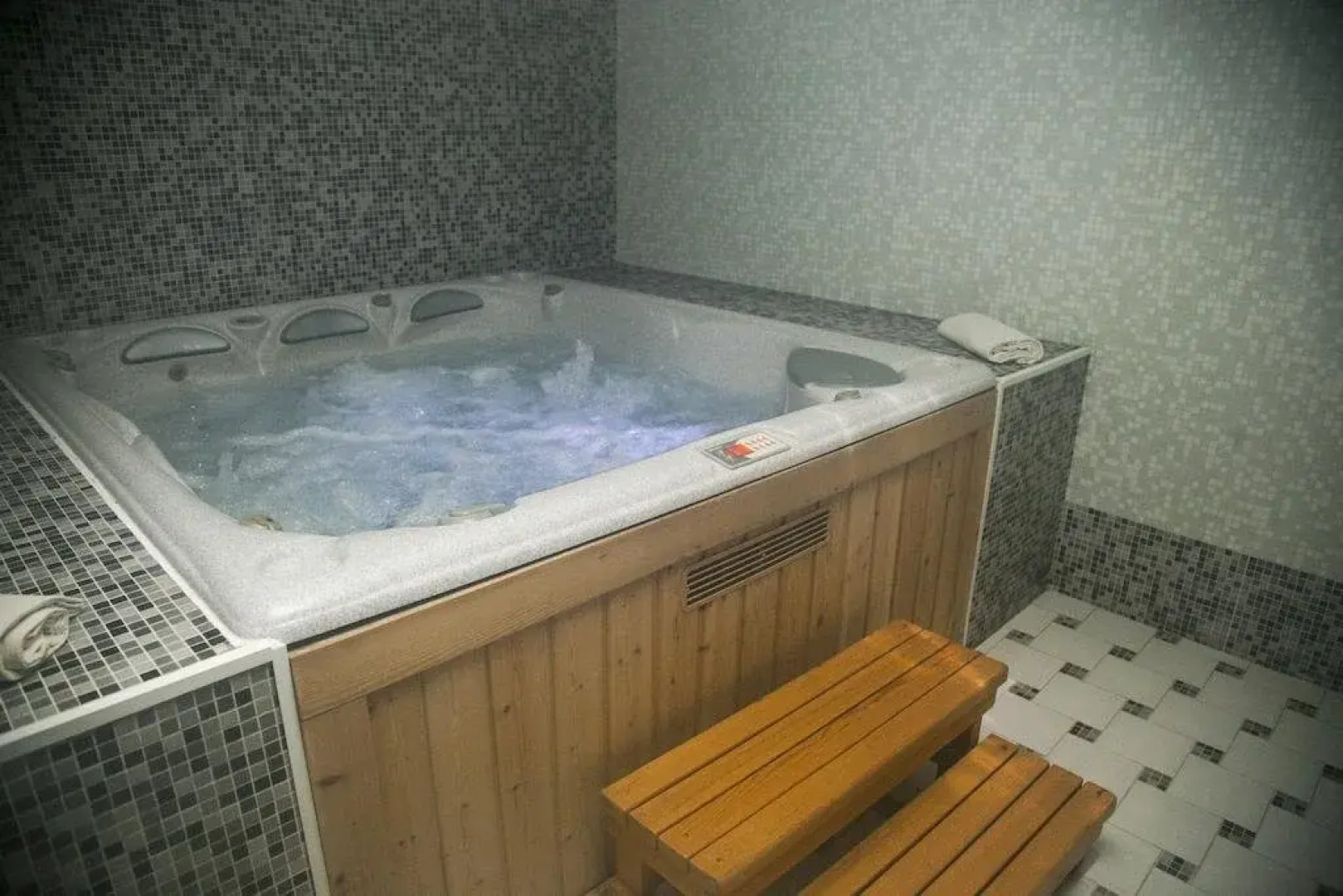 Horský Hotel Podjavorník