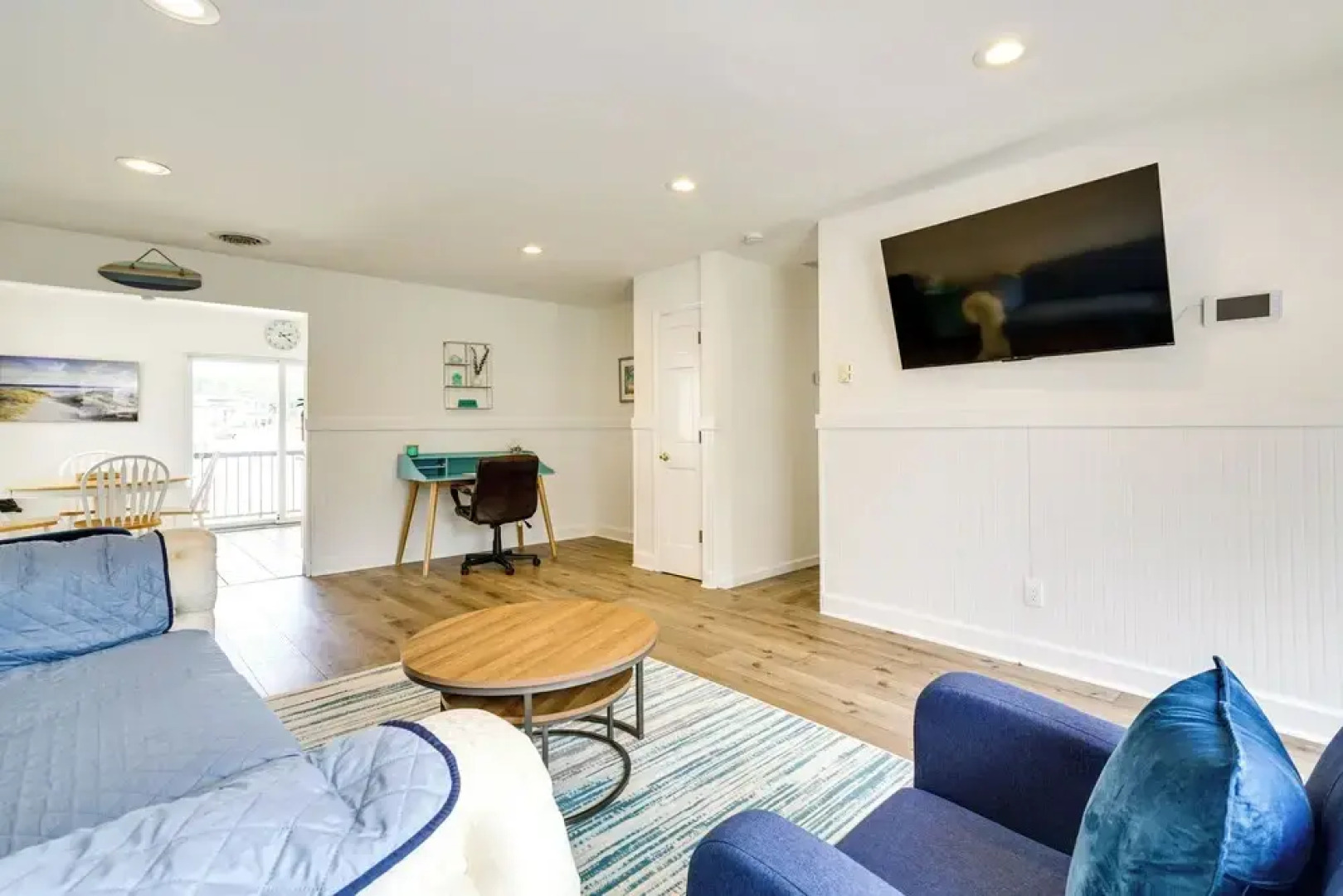 Charming Beach Haven West Home: 1 Mi to Beach!