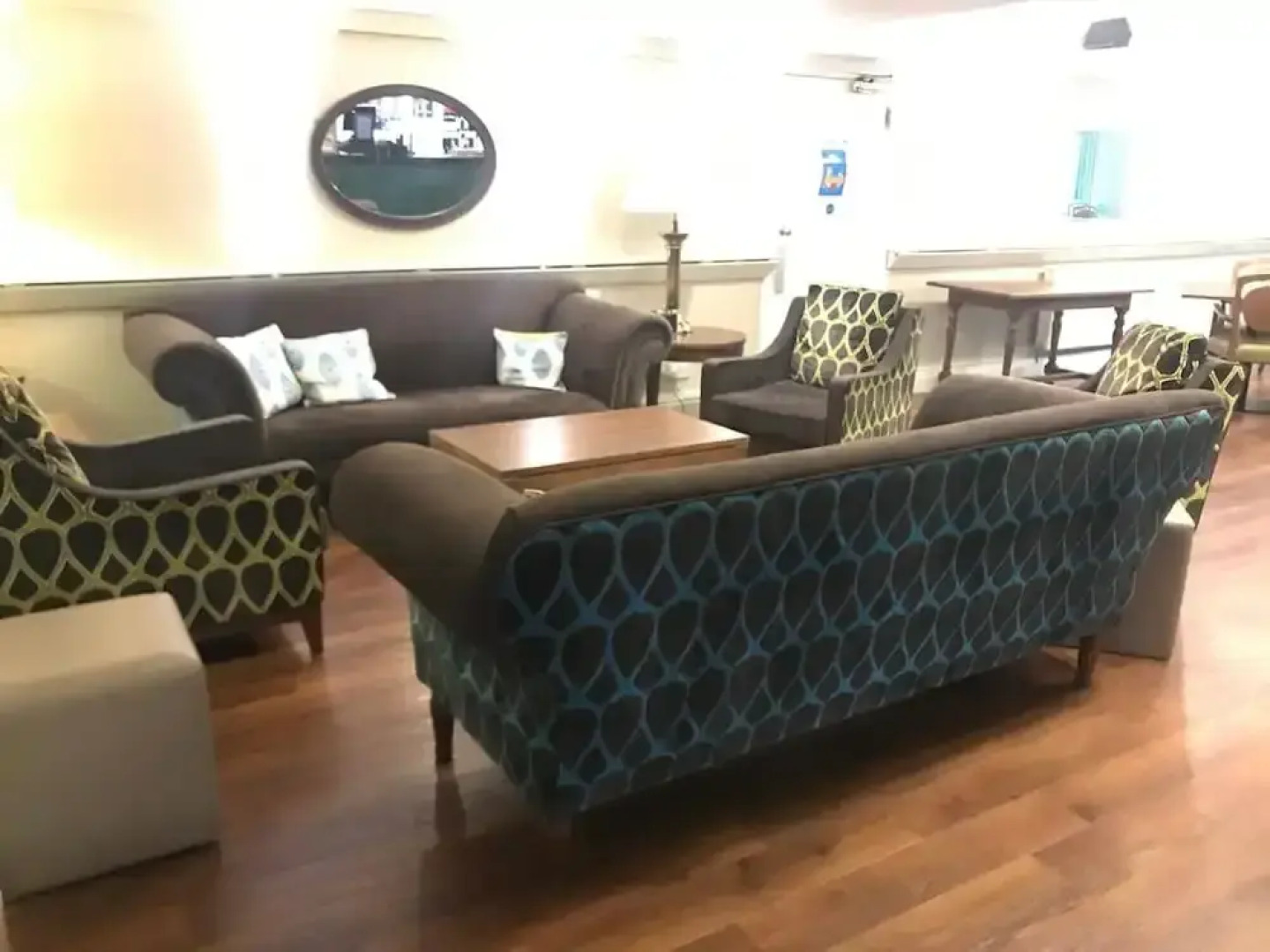 Cadmore Lakeside Hotel