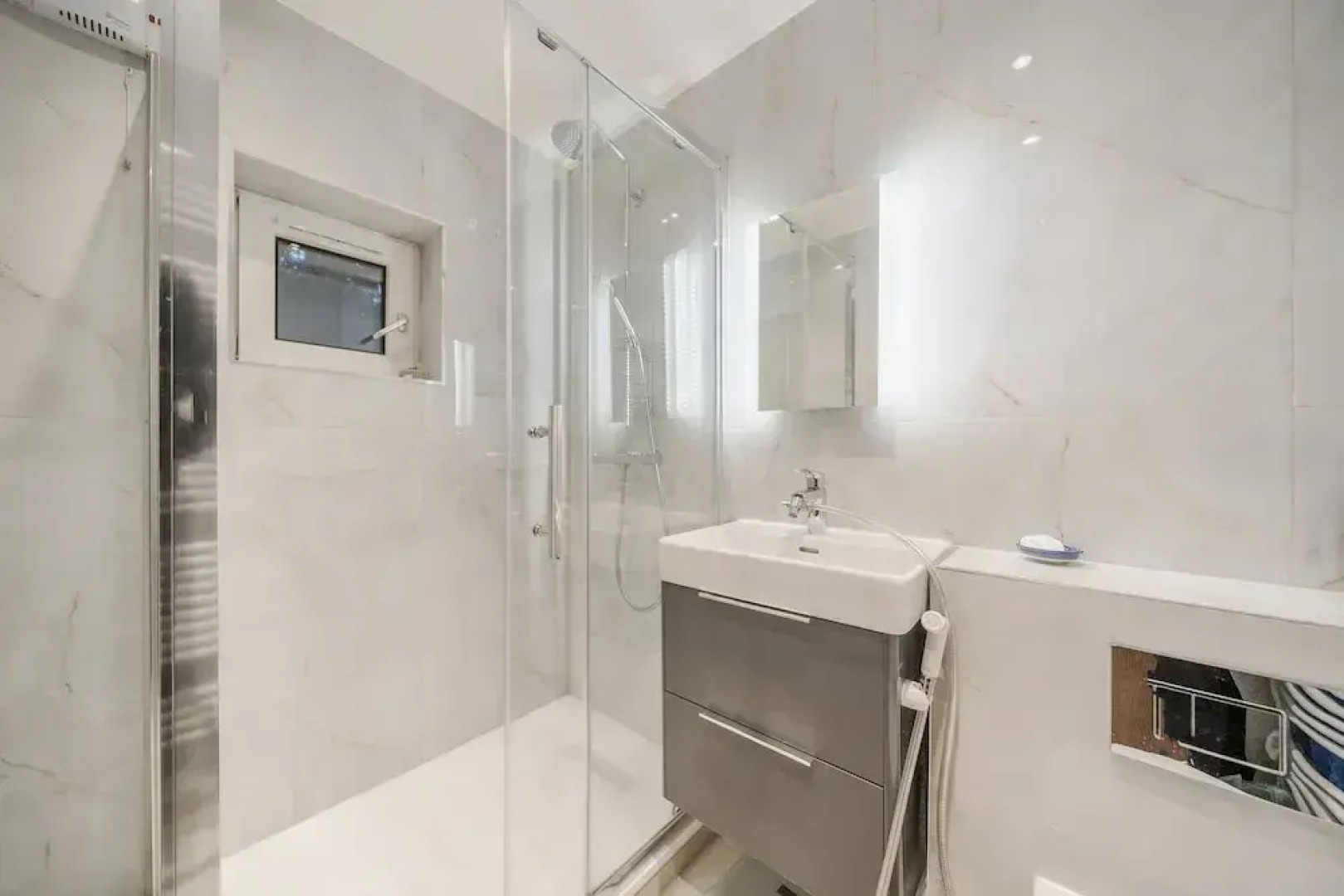 5Bd House In The Forest