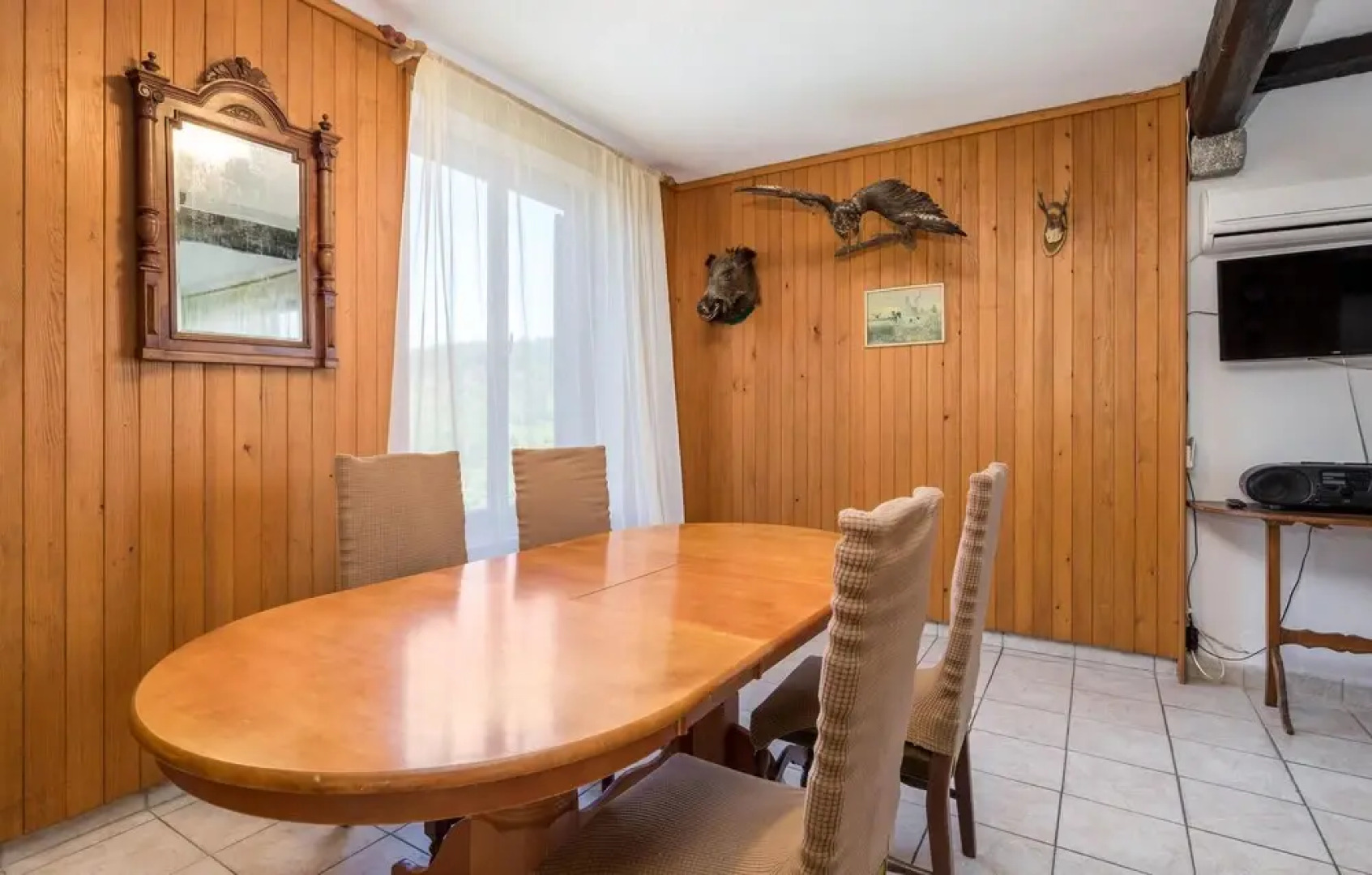 Awesome Home in Fuzine With Wifi and 5 Bedrooms