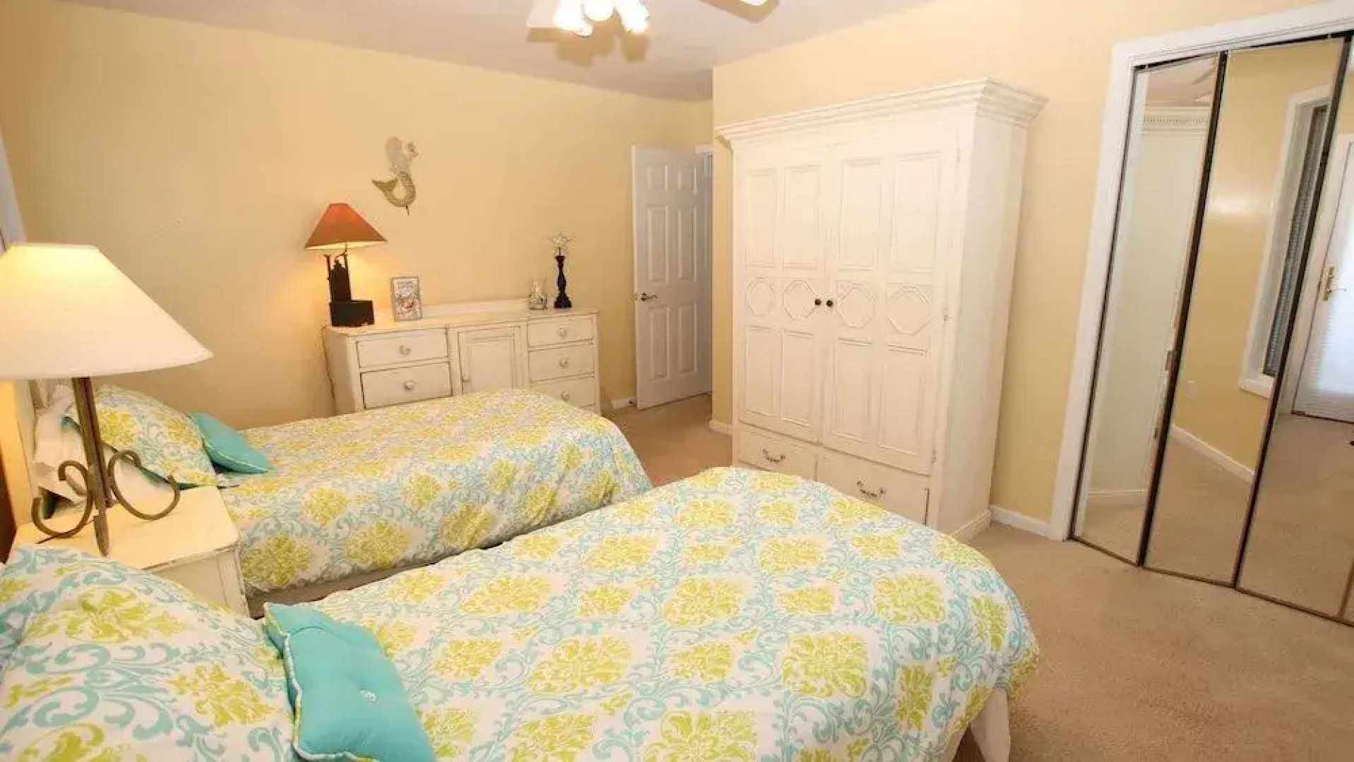 Just 4 Us - 5 Br Home