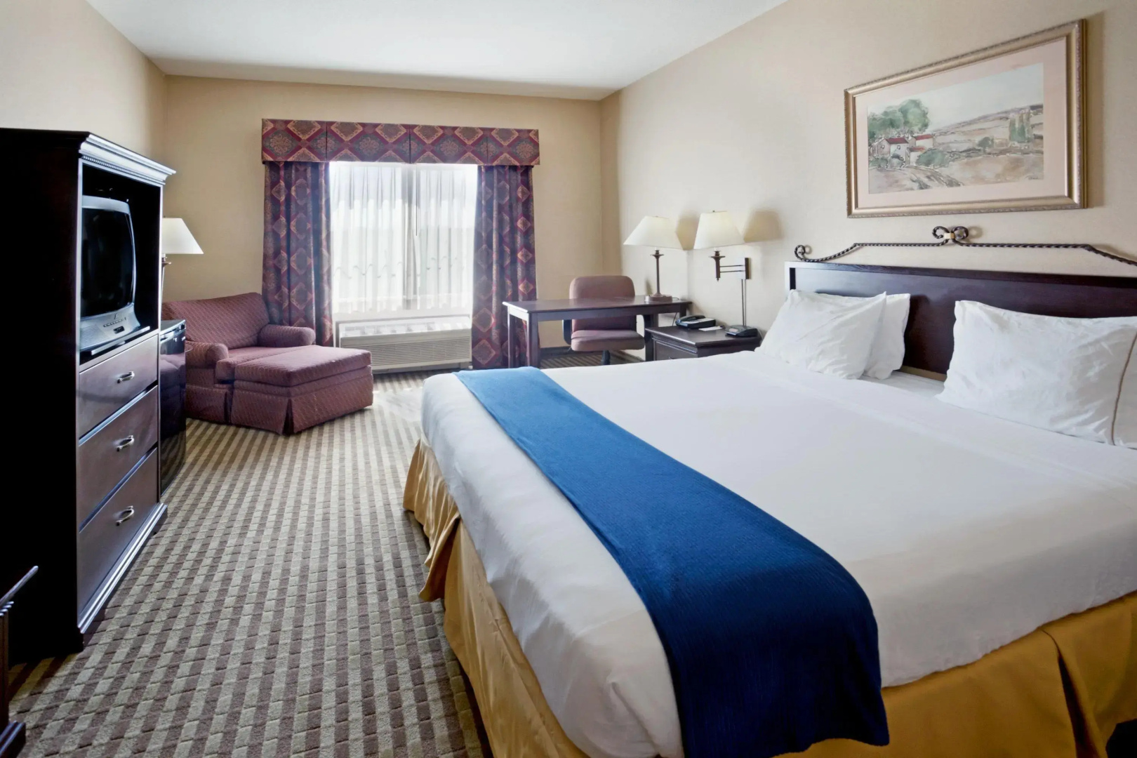 Holiday Inn Express Hotel & Suites Marina - State Beach Area by IHG
