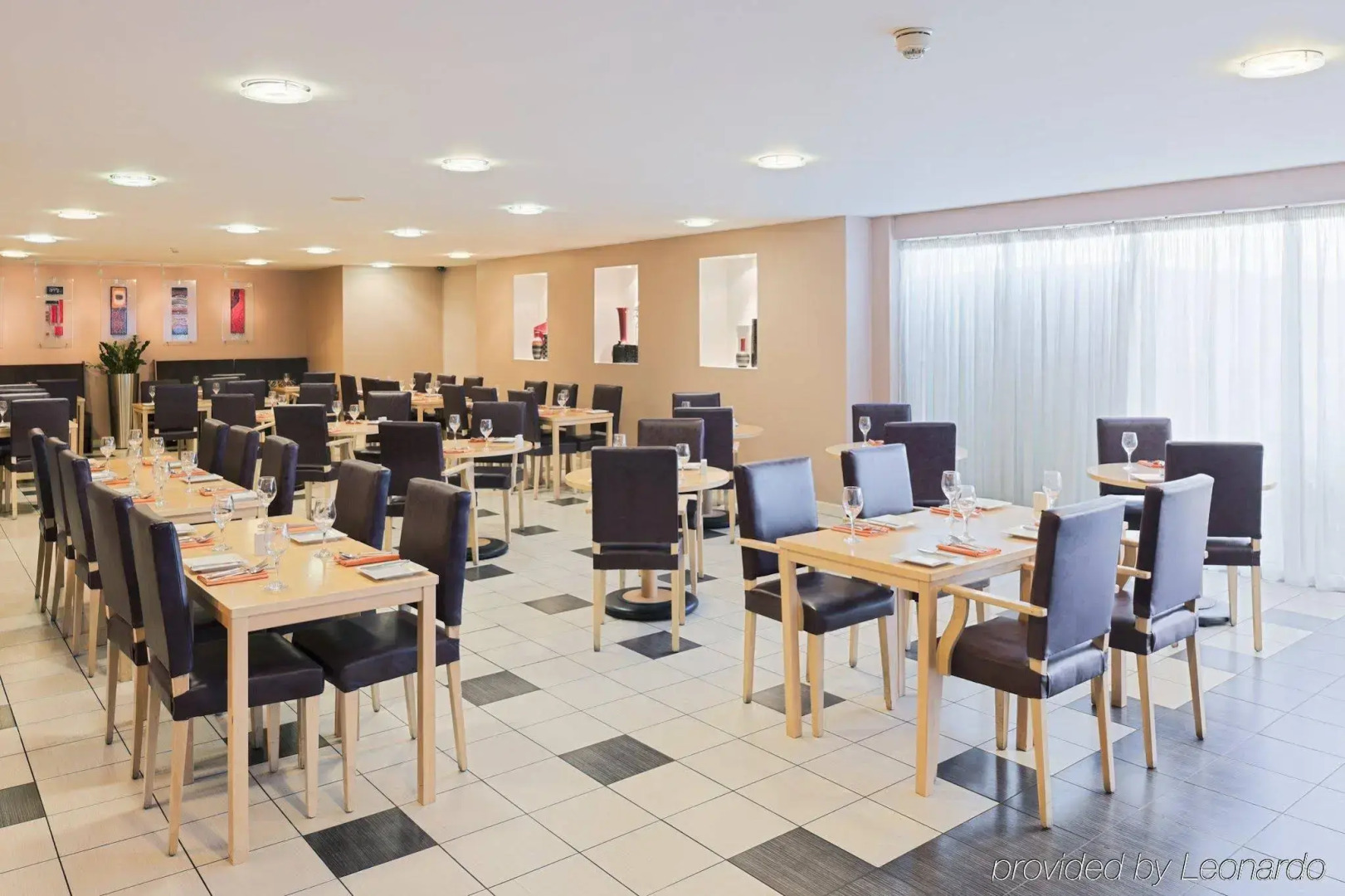 Holiday Inn Manchester West by IHG