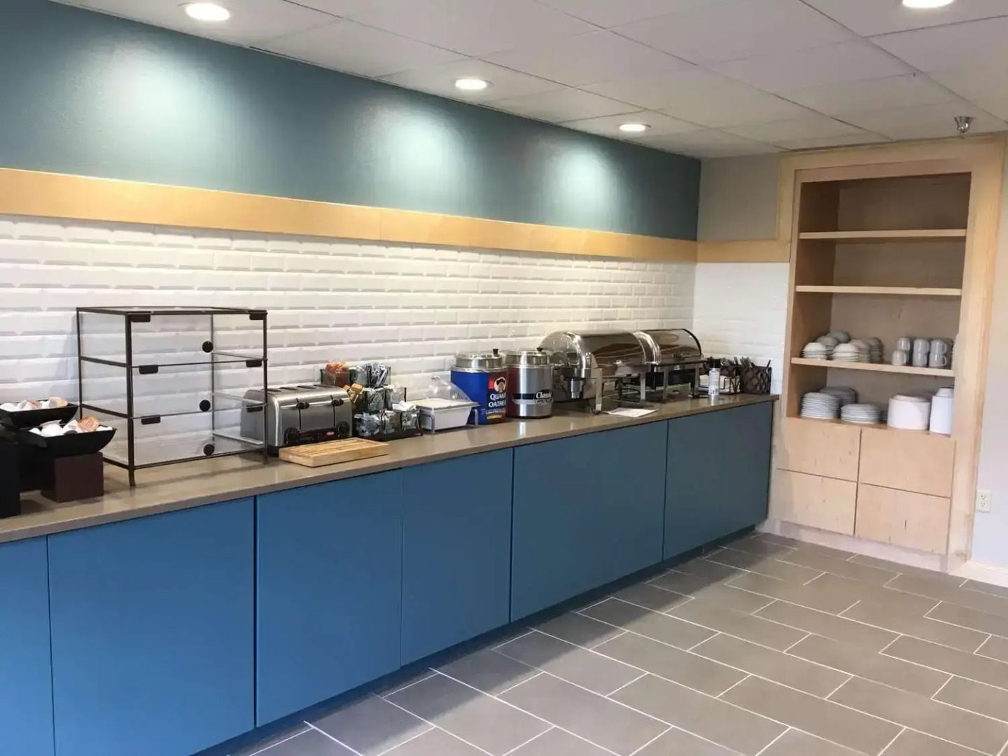 Country Inn & Suites by Radisson, Fairborn South, OH