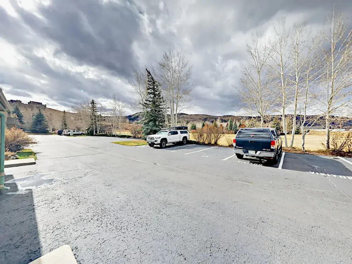 65 Stonegate Cir Townhouse 2 Bedrooms 2.5 Bathrooms Townhouse