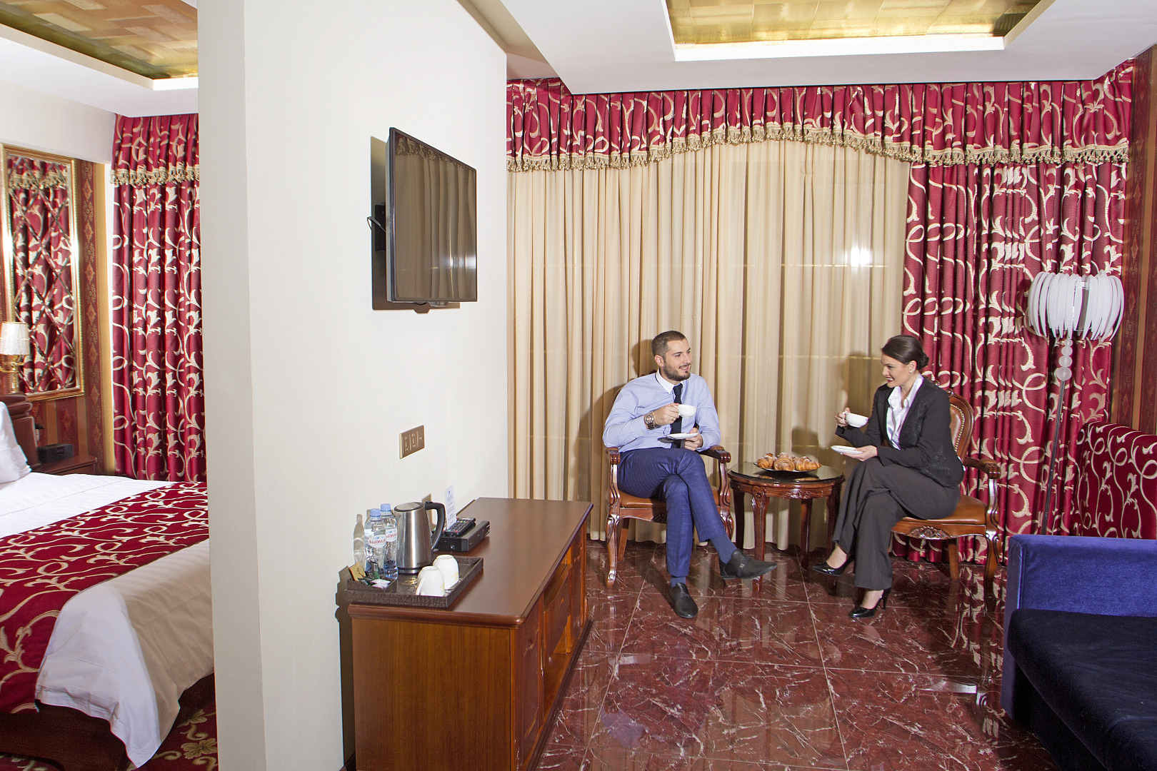 Отель Cron Palace Tbilisi