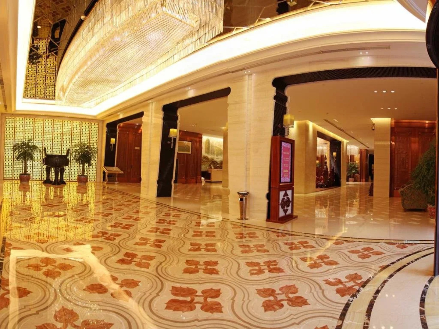 Jinding Hotel
