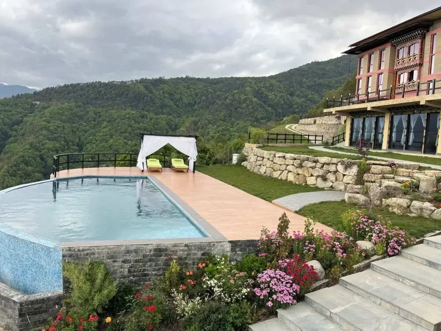 Willing Resort
