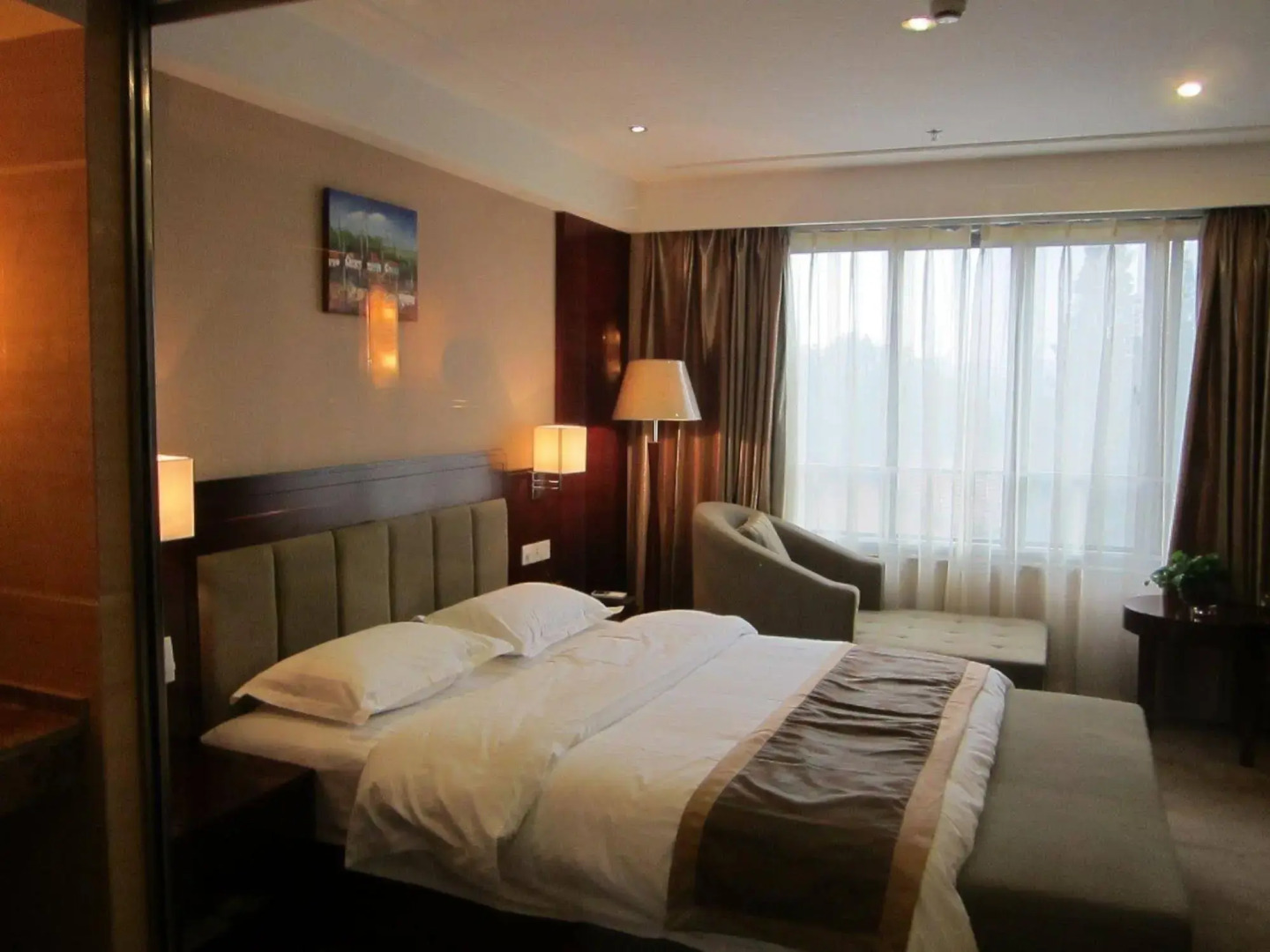 Wenjing Holiday Hotel