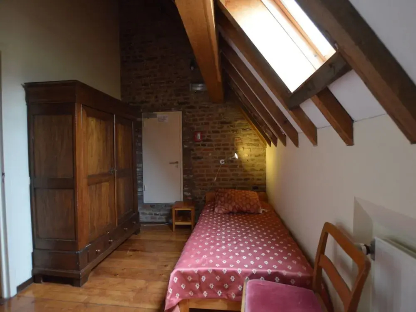 Spacious Villa near Town Center in Mesch