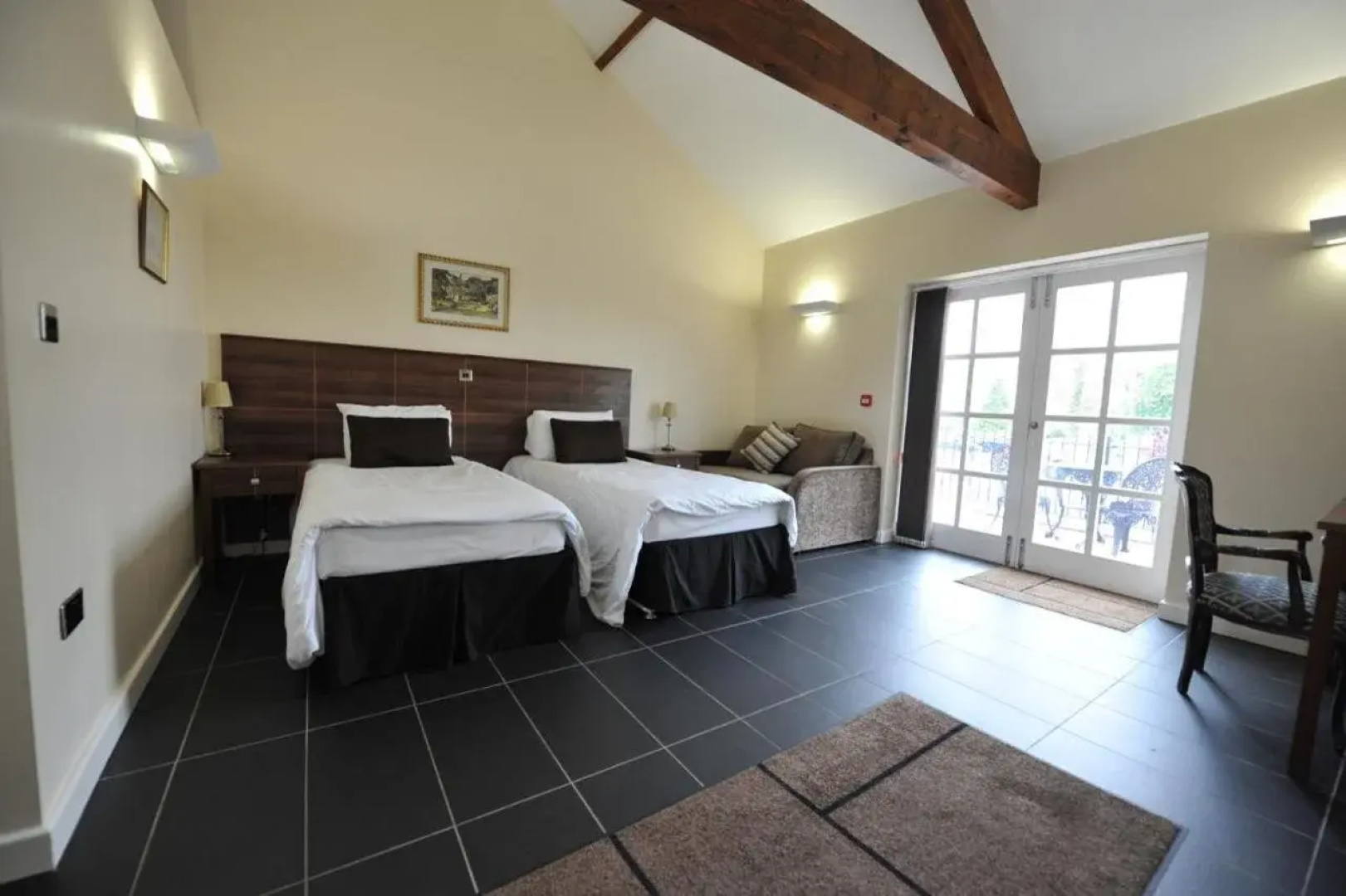 Kings Croft Hotel