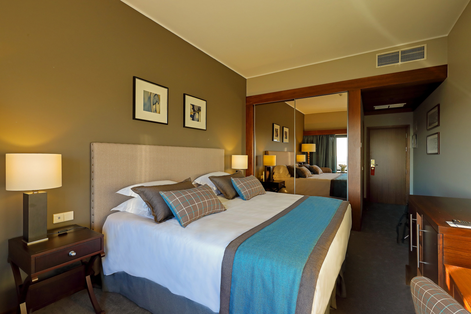 Отель Verdi Santarem