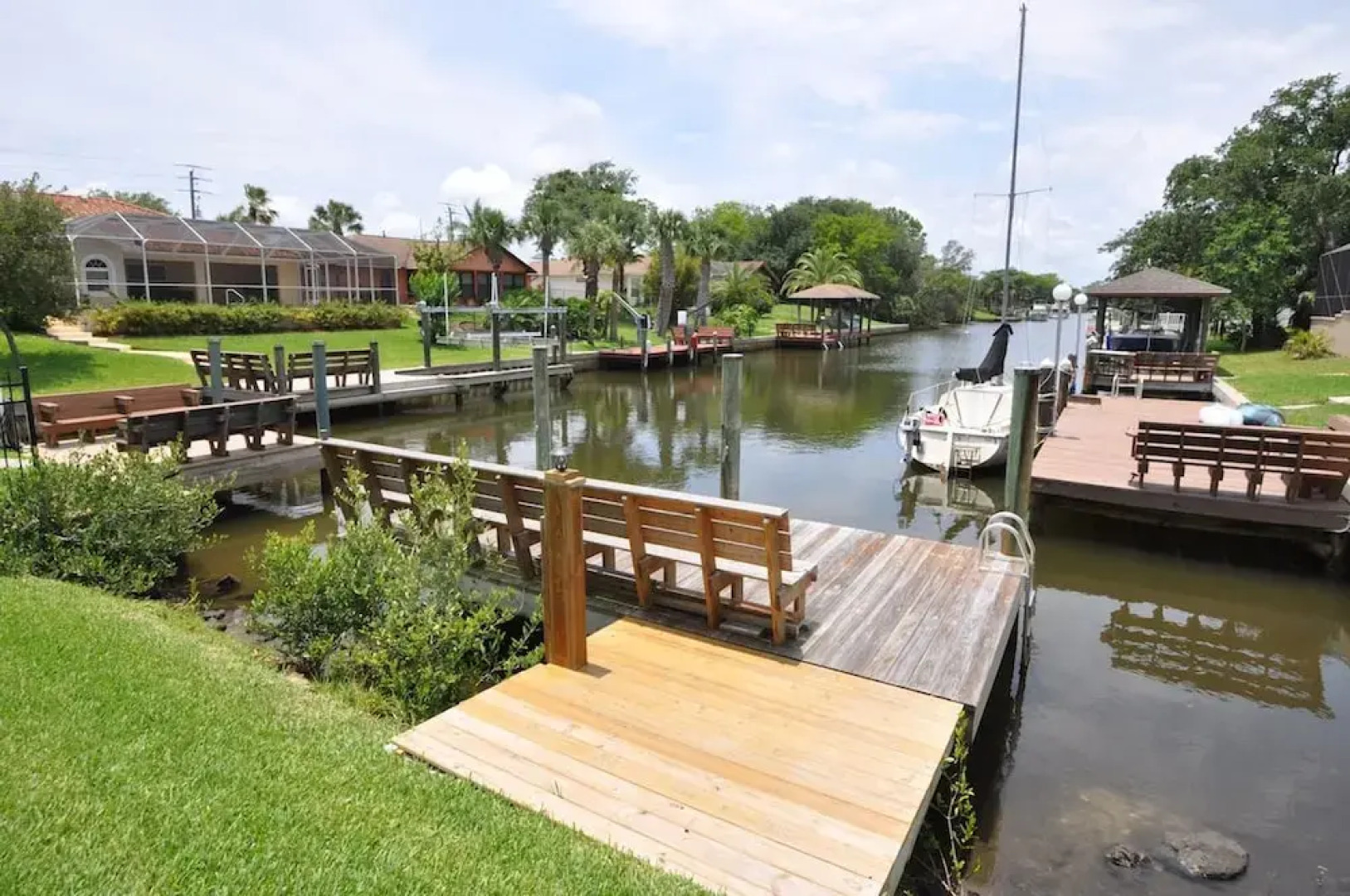 Salty Breeze Canal Front Pool Home W Boat Dock