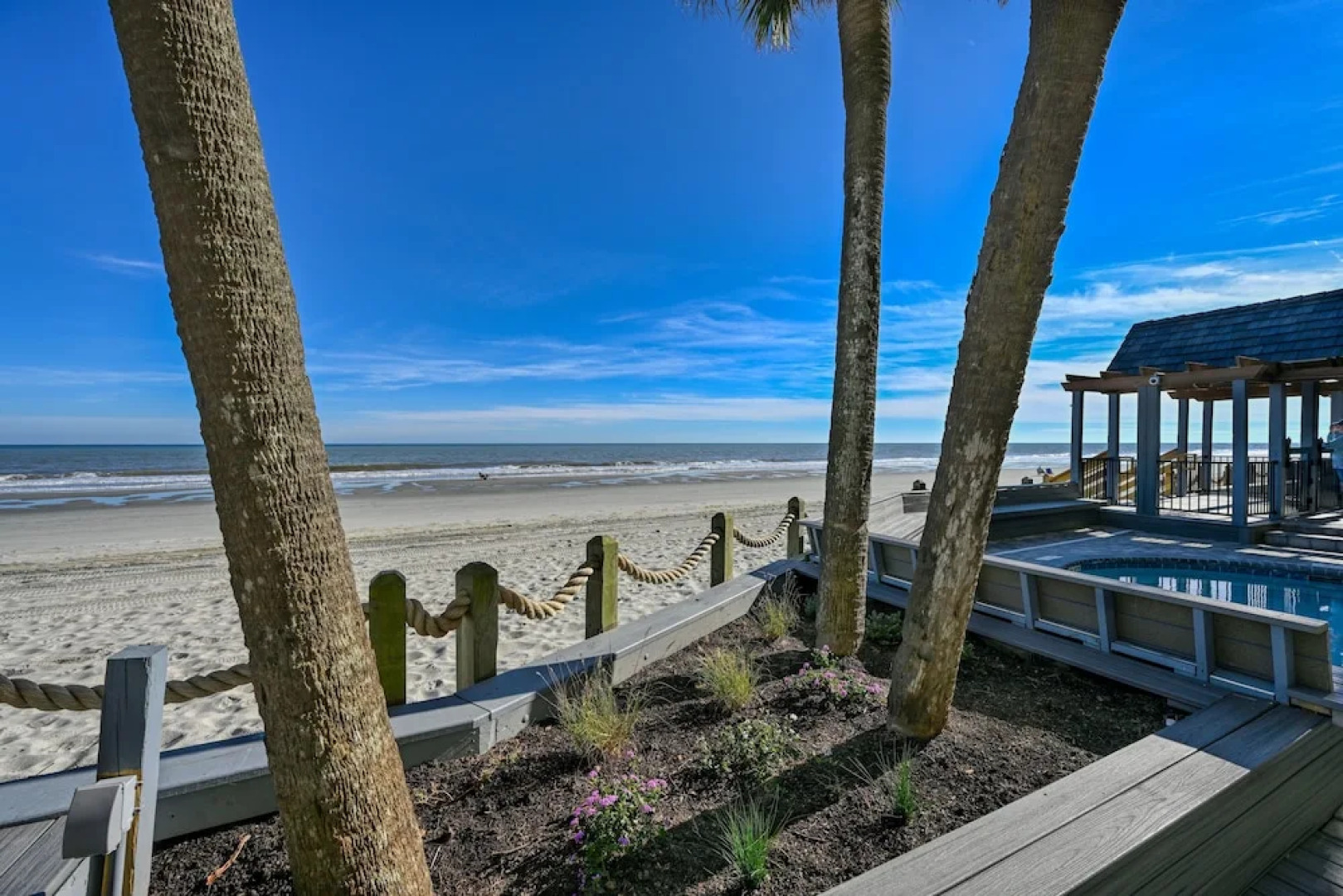 0102 Waters Edge Resort 2 Bedroom Condo by Redawning