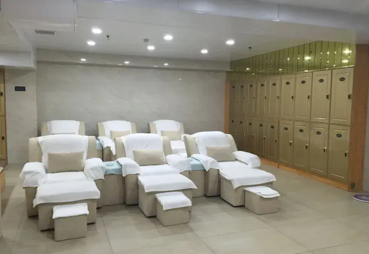 Lingshi Jinjiang Express Hotel