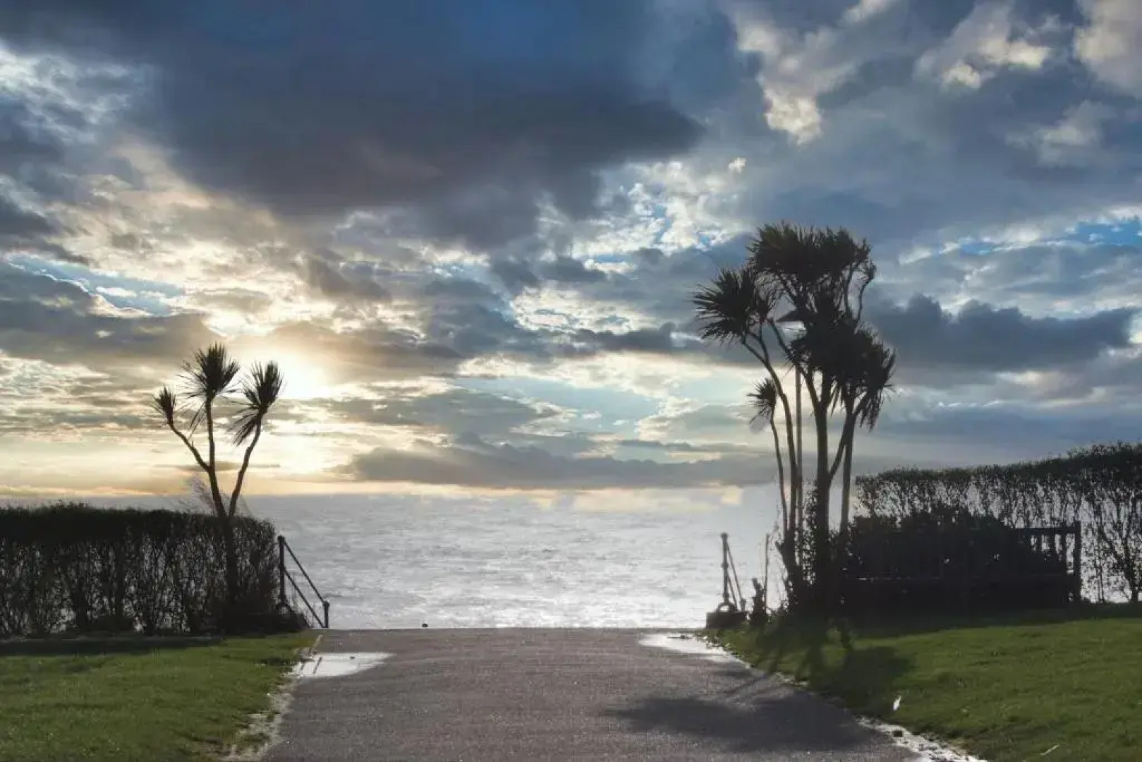 Silverdale Apartments