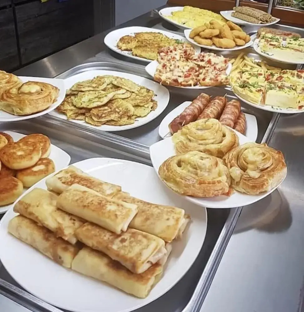 Отель Alana Royal