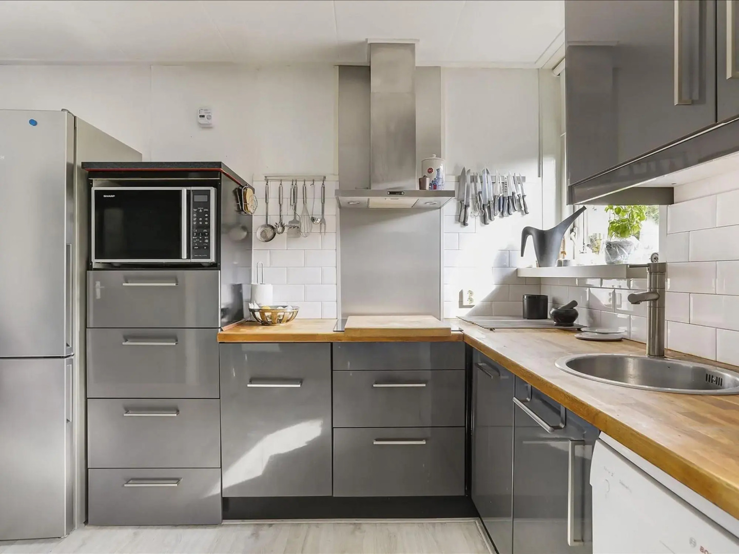 Inviting holiday home in Grou with terrace