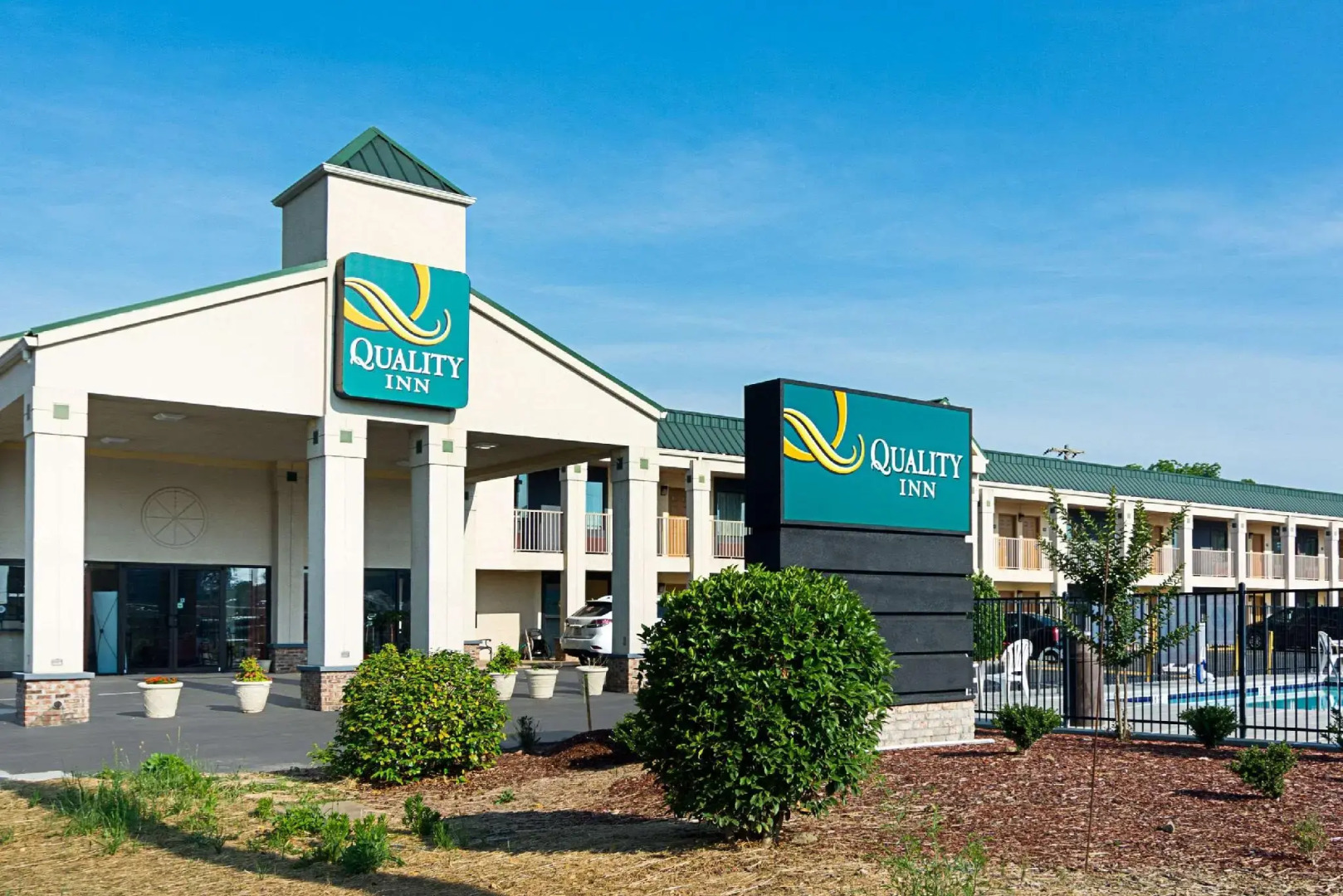 Quality Inn Calhoun North I-75