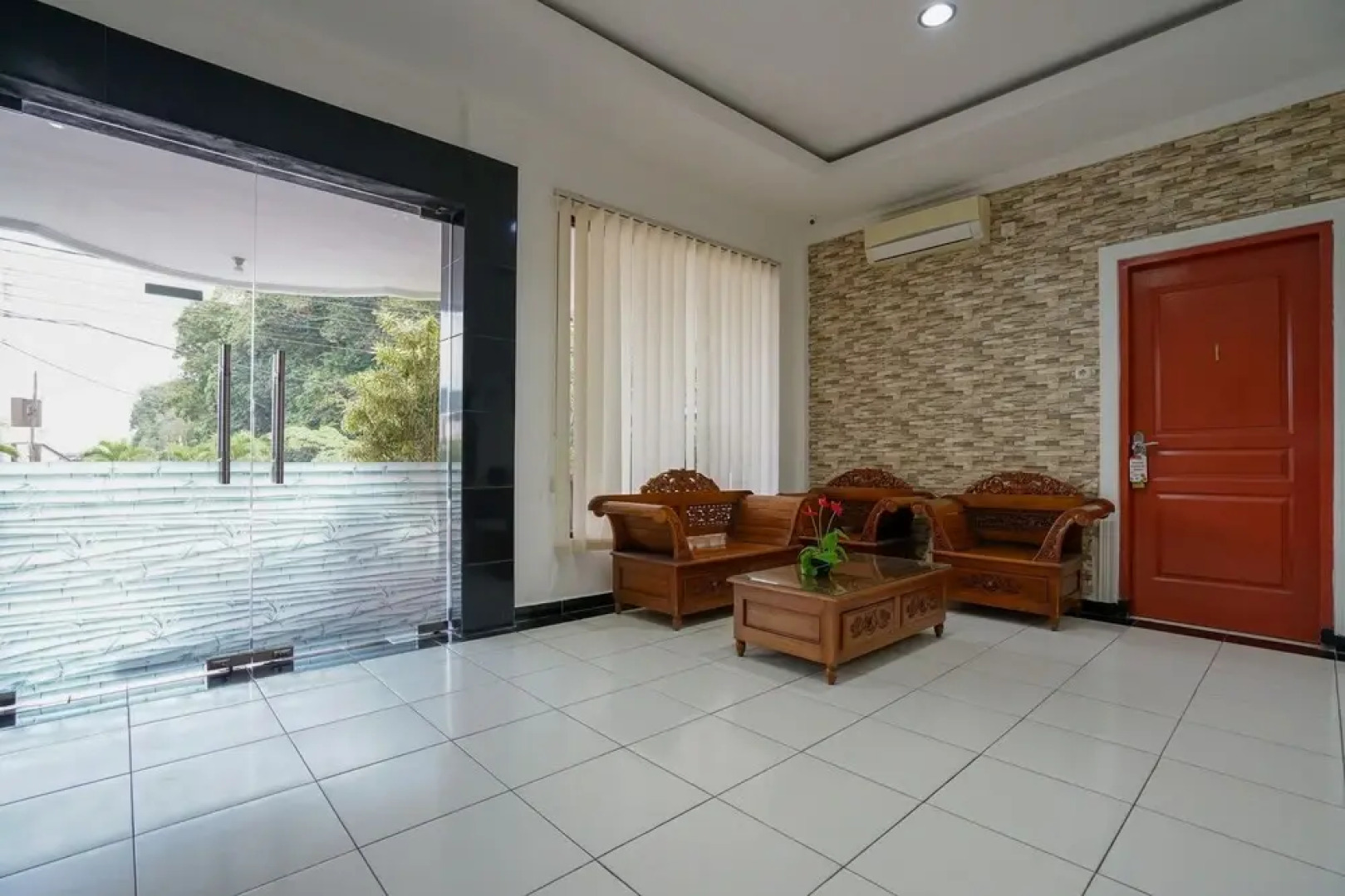 Oyo 1738 Hotel Tri Mustika