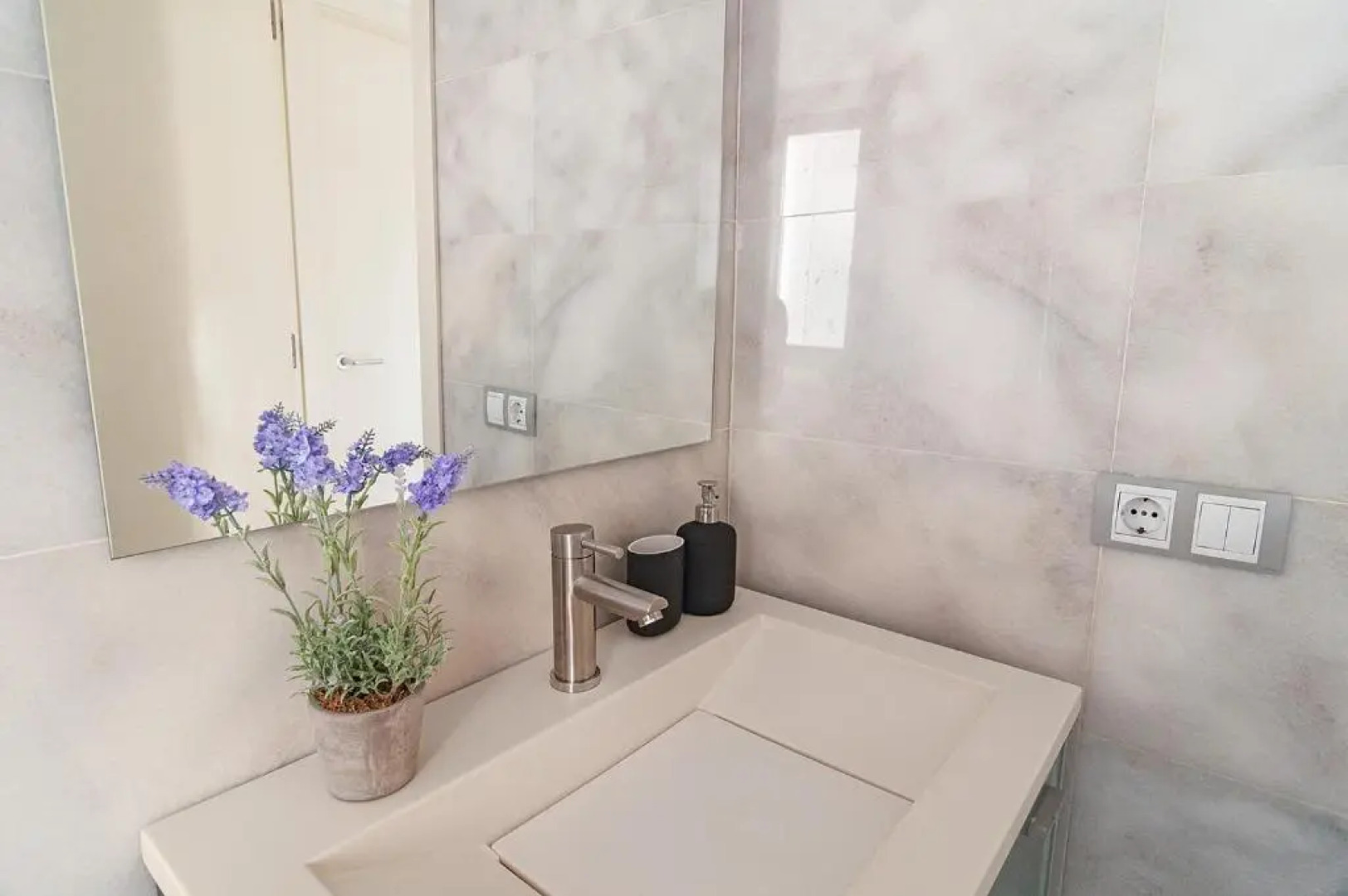 Beach & Pool Sant Salvador - 150m from sea