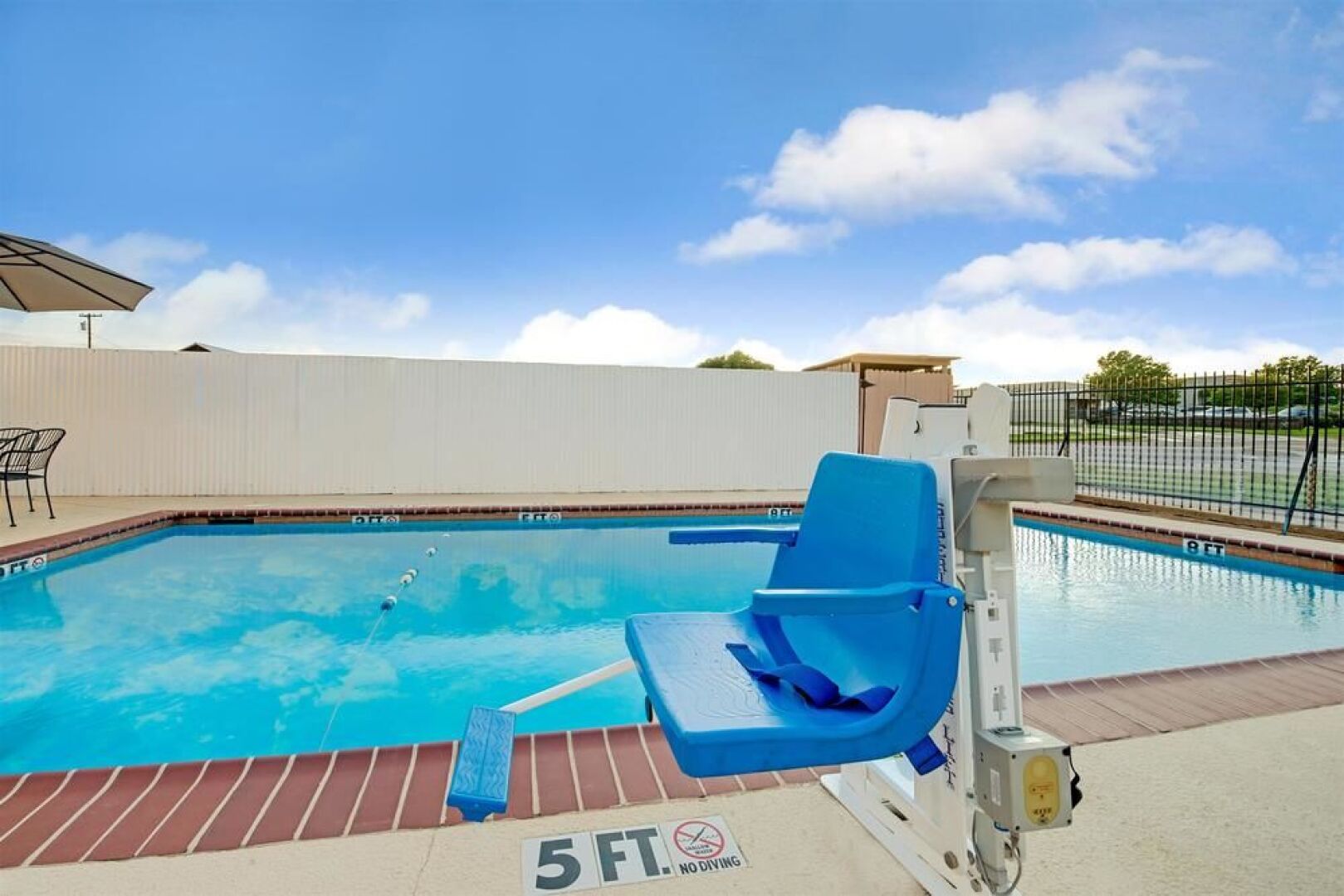 Howard Johnson Express Inn - Denton