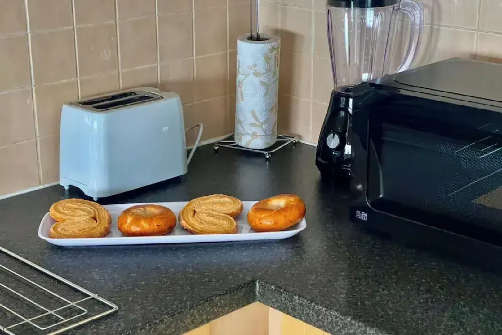 Cosy Home-sleeps 5- Private Garden- Free Parking