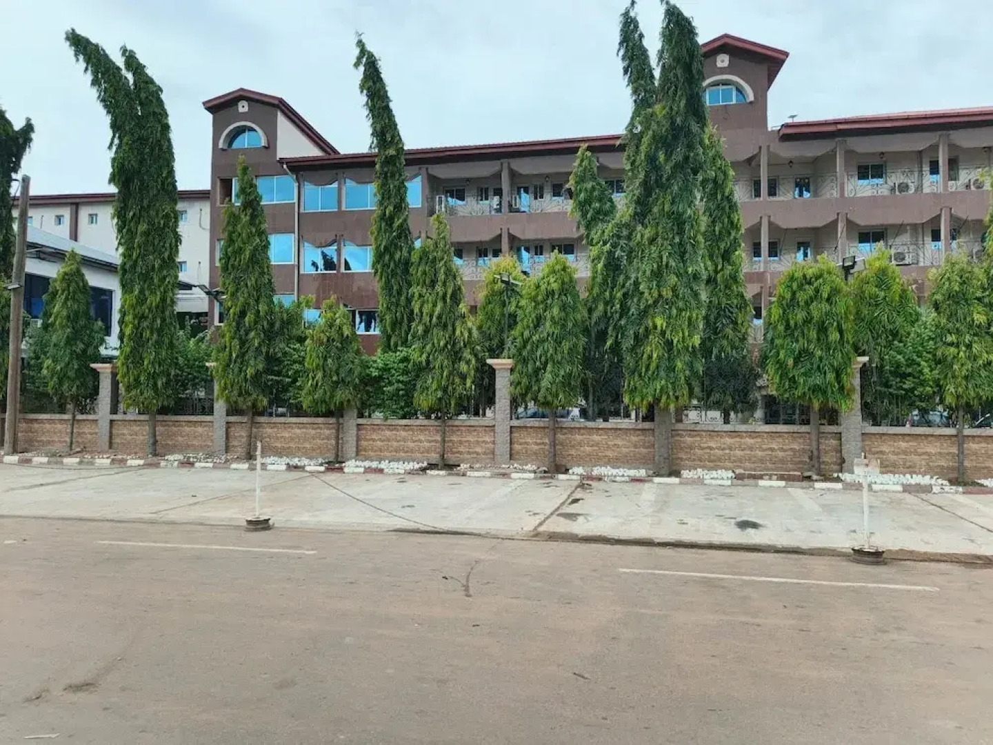 Newtown Palace Hotel