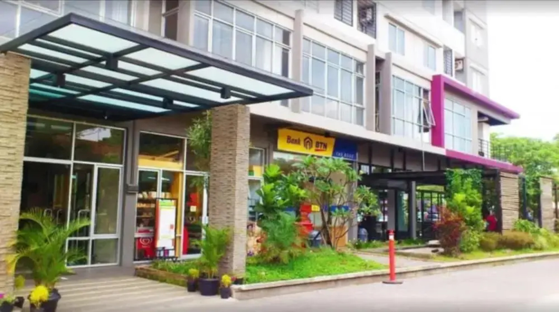 Kamarku Apartment at The Edge
